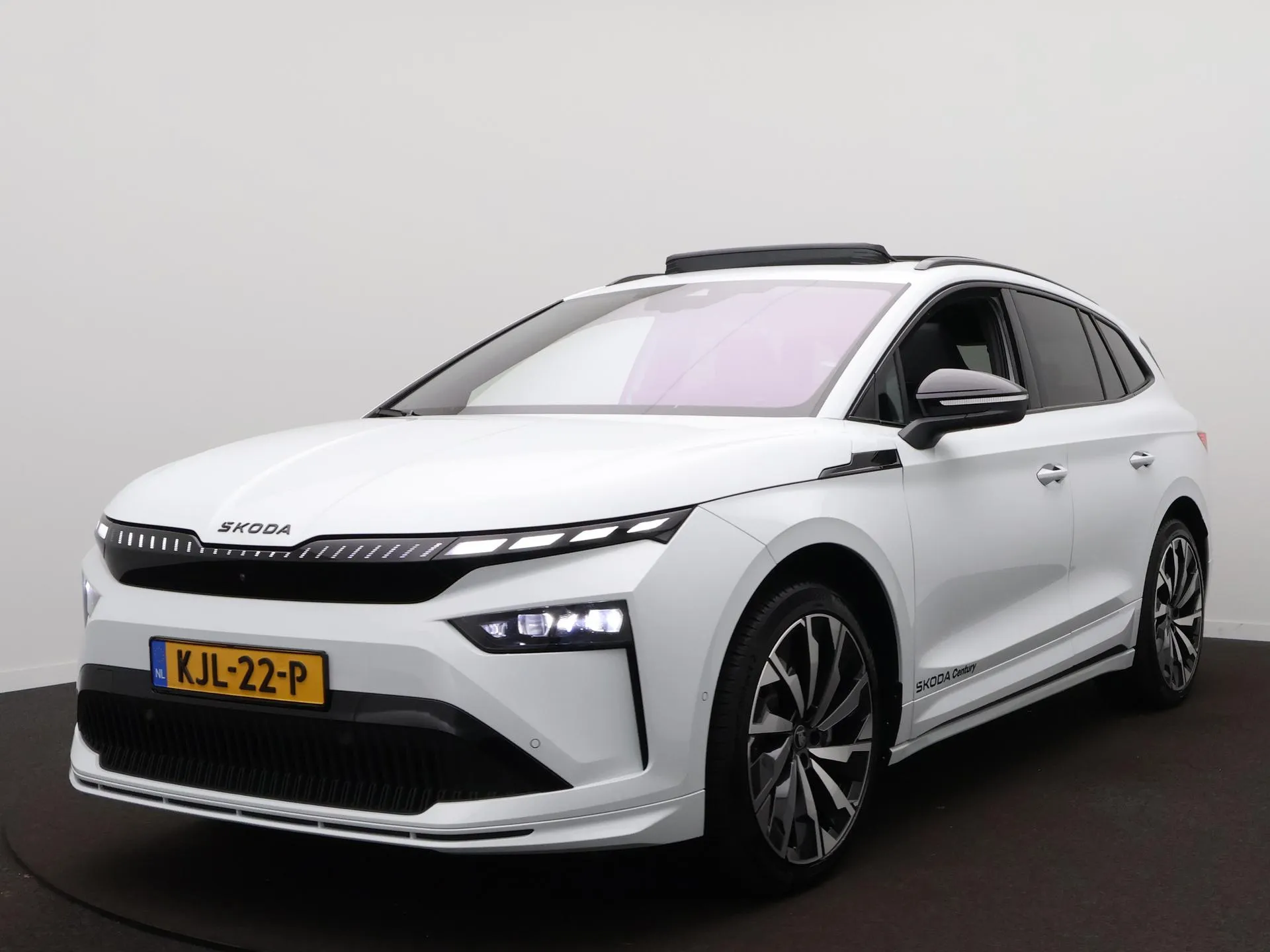 Škoda Enyaq iV — foto 1