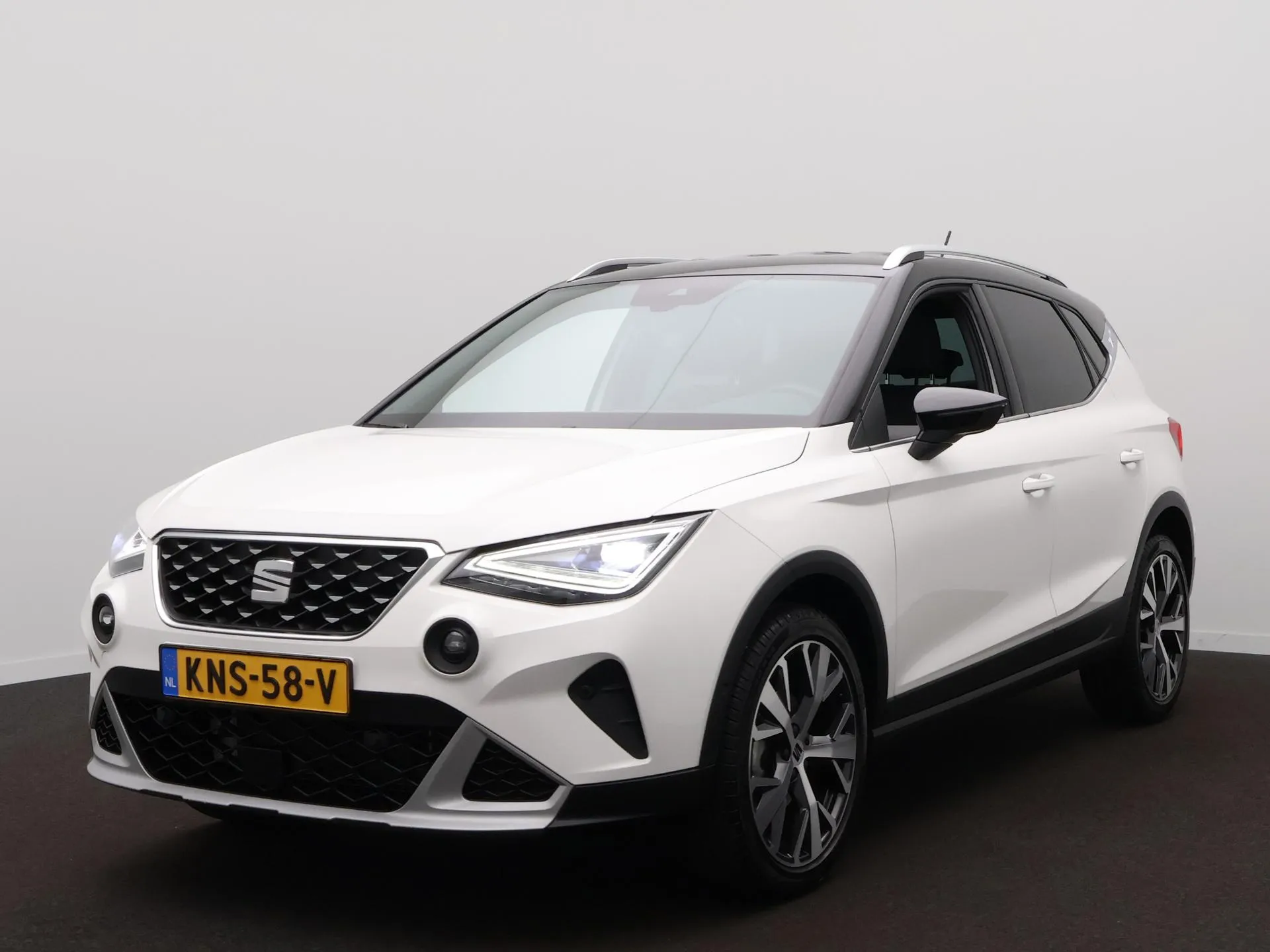 Seat Arona — foto 1