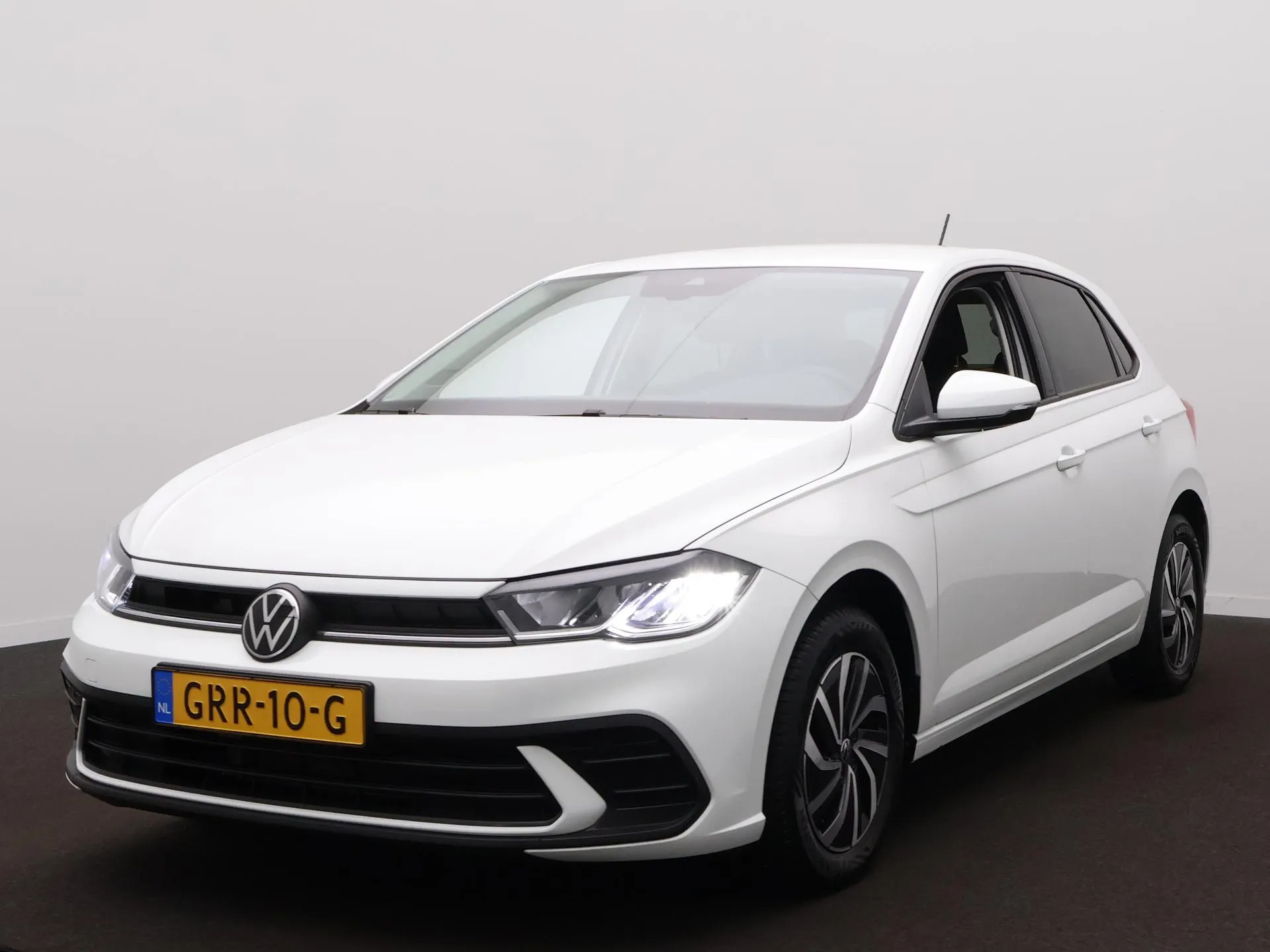 Volkswagen Polo — foto 1