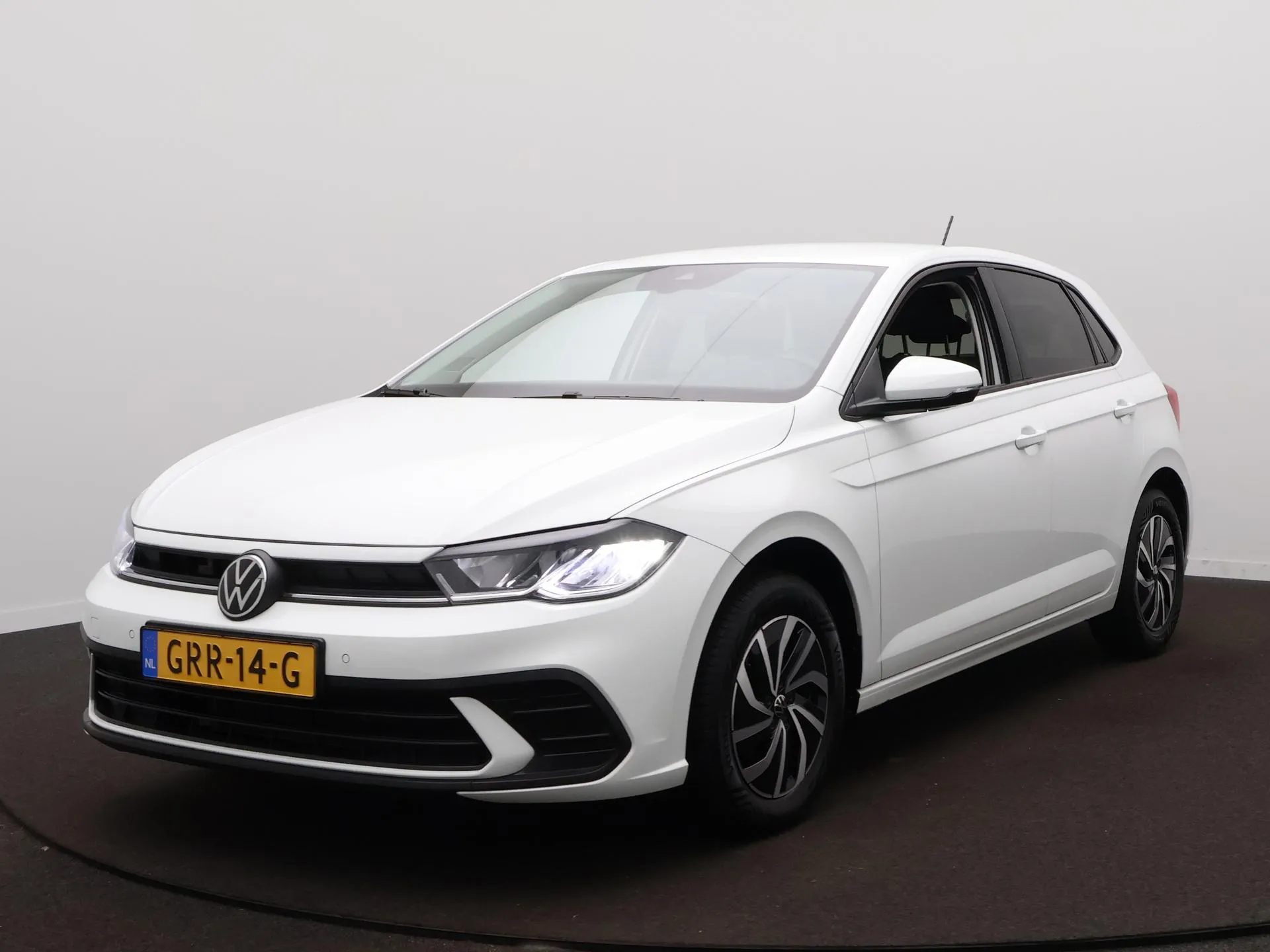 Volkswagen Polo — foto 1