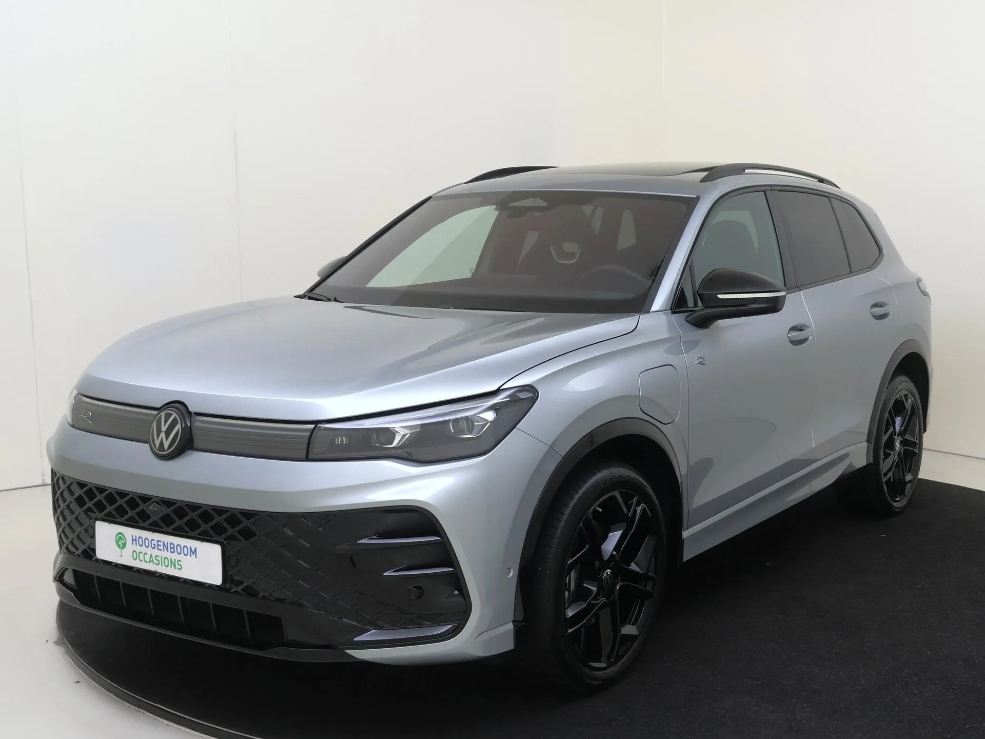 Volkswagen Tiguan — foto 1