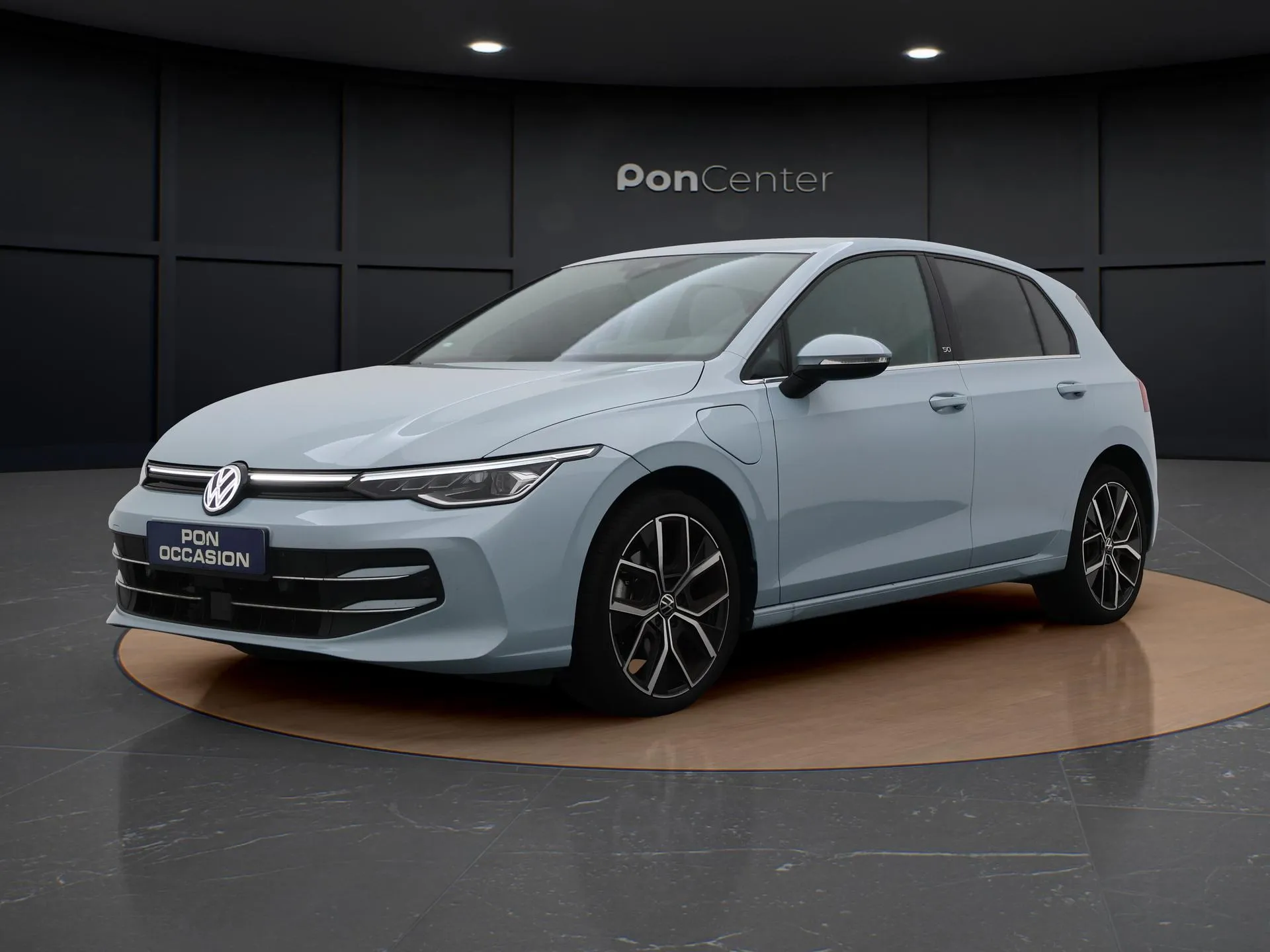 Volkswagen Golf — foto 1