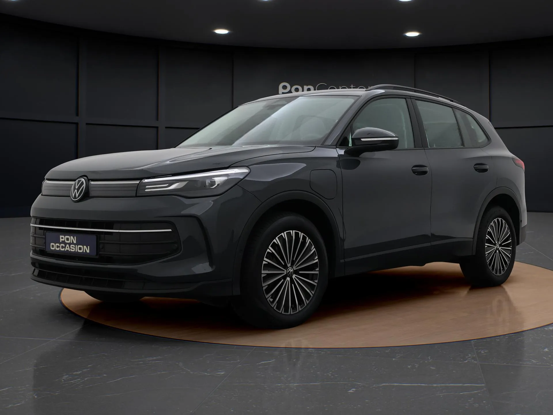 Volkswagen Tiguan — foto 1