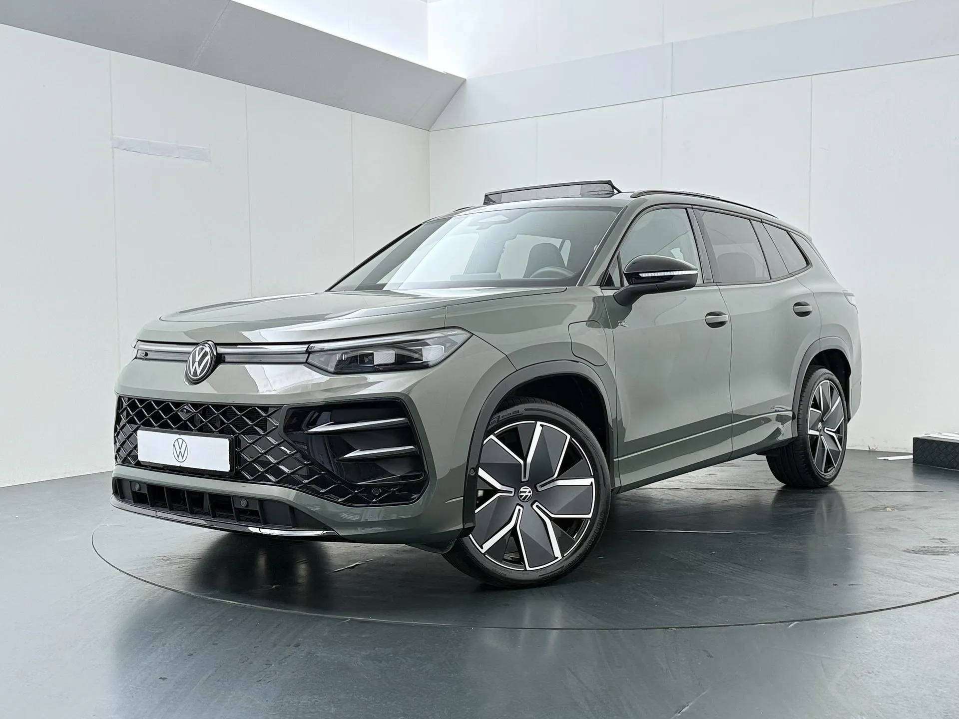 Volkswagen Tayron — foto 1