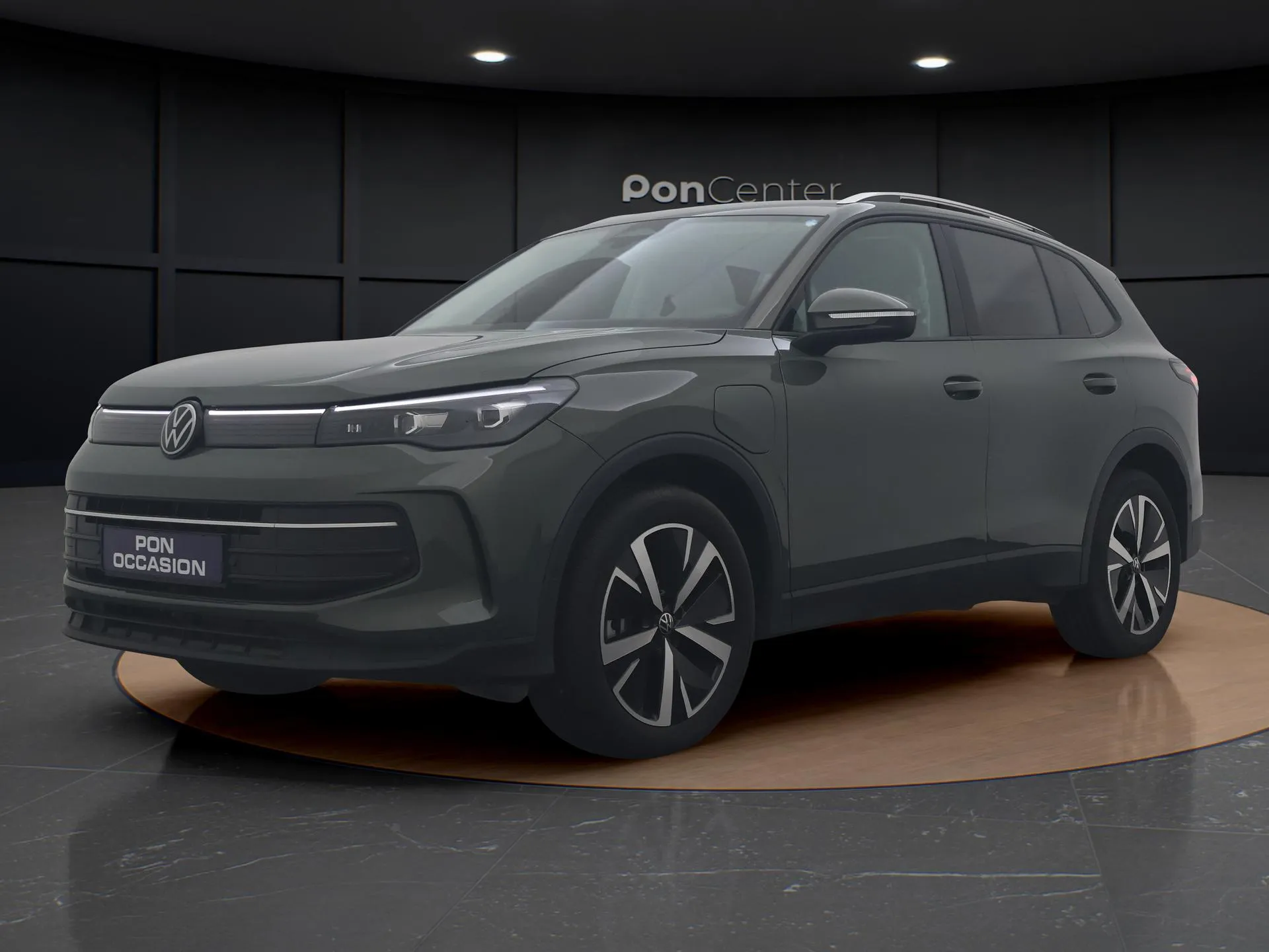 Volkswagen Tiguan — foto 1