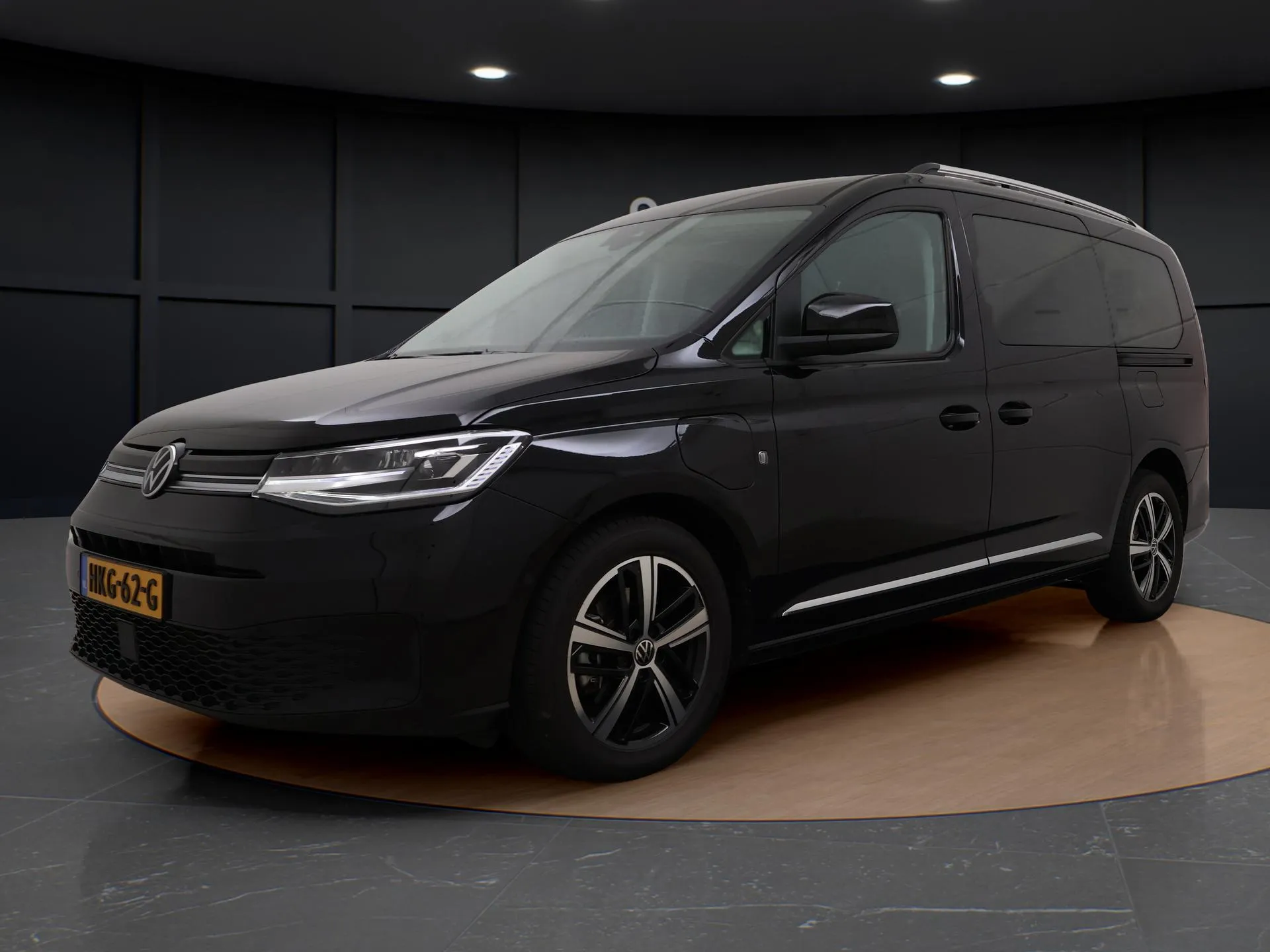 Volkswagen Caddy — foto 1