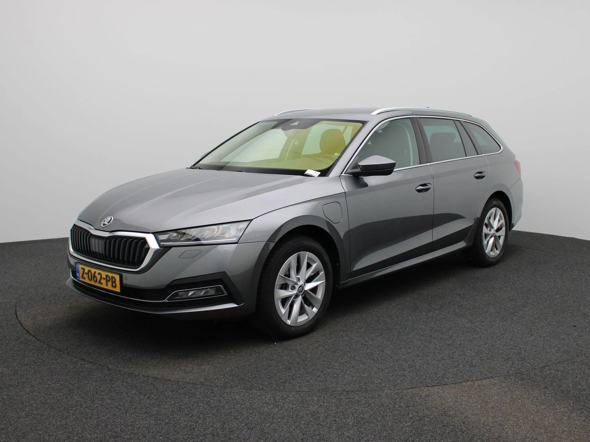 Škoda Octavia — foto 1