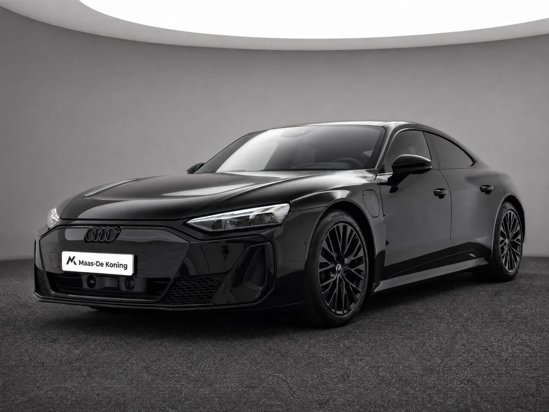 Audi e-tron GT — foto 1