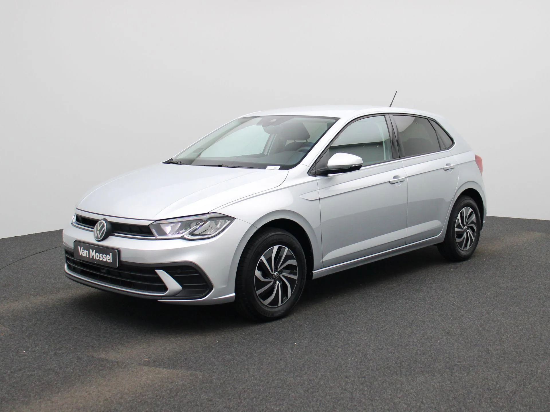 Volkswagen Polo — foto 1