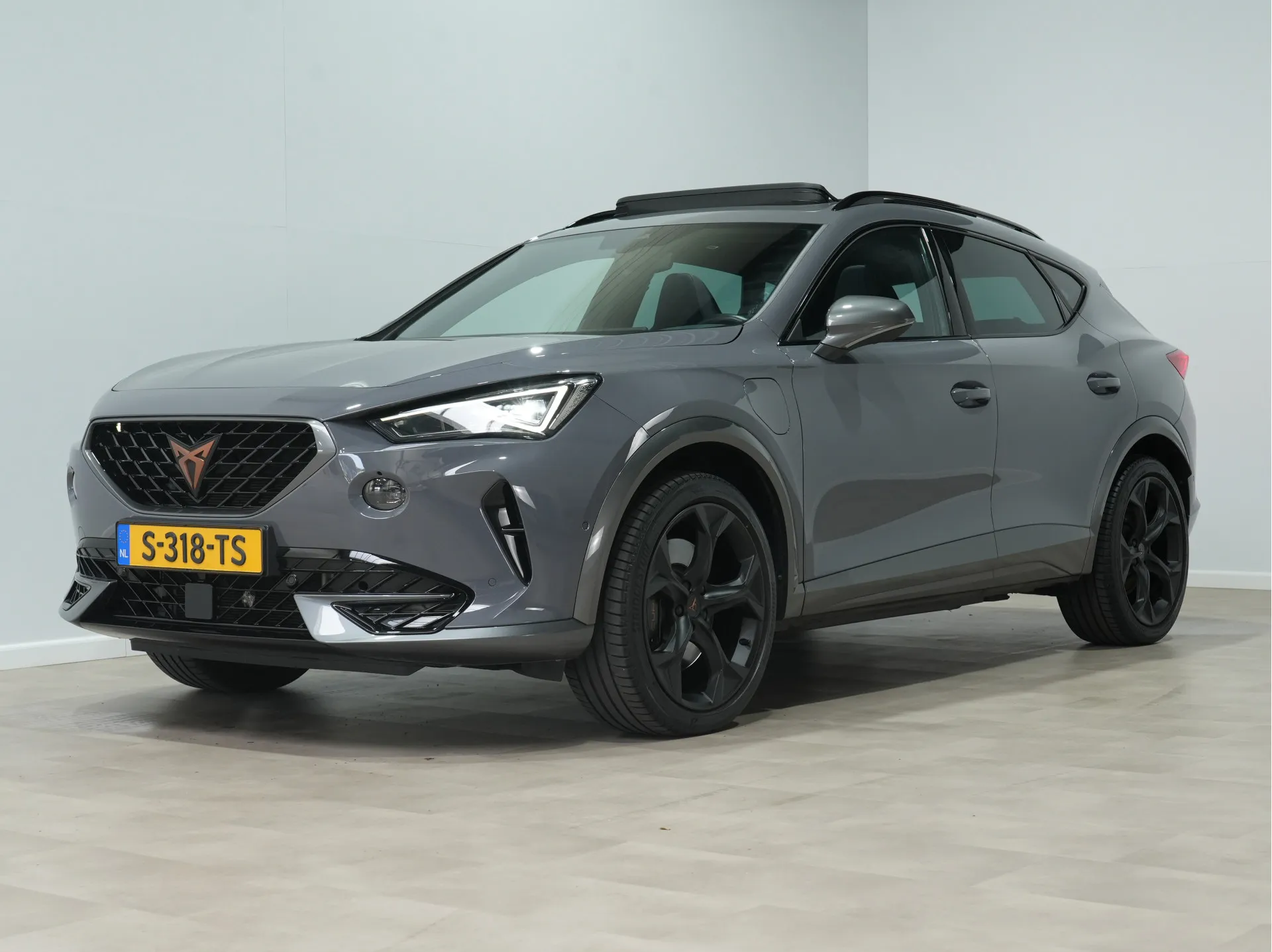 Cupra Formentor — foto 1