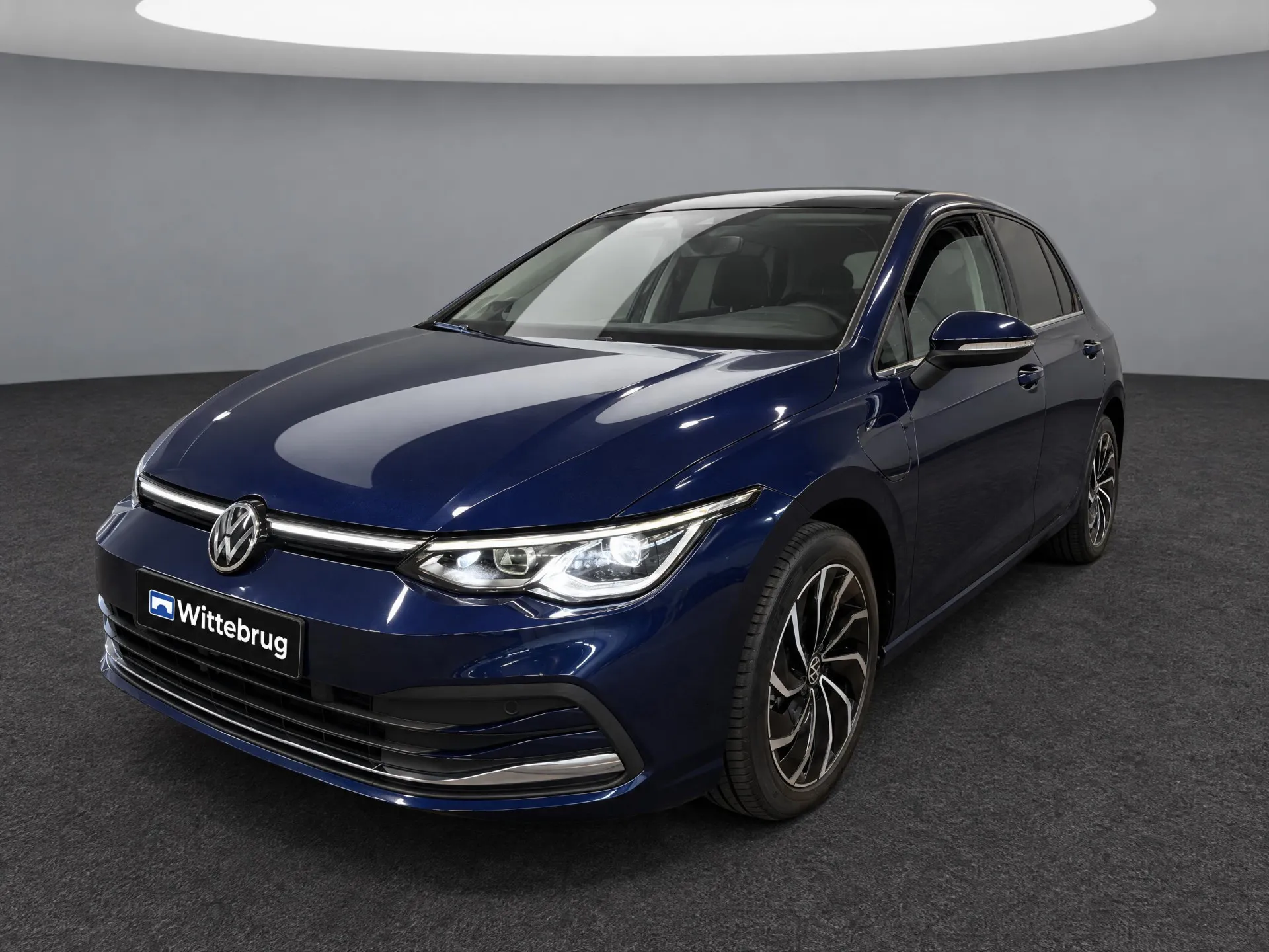 Volkswagen Golf — foto 1
