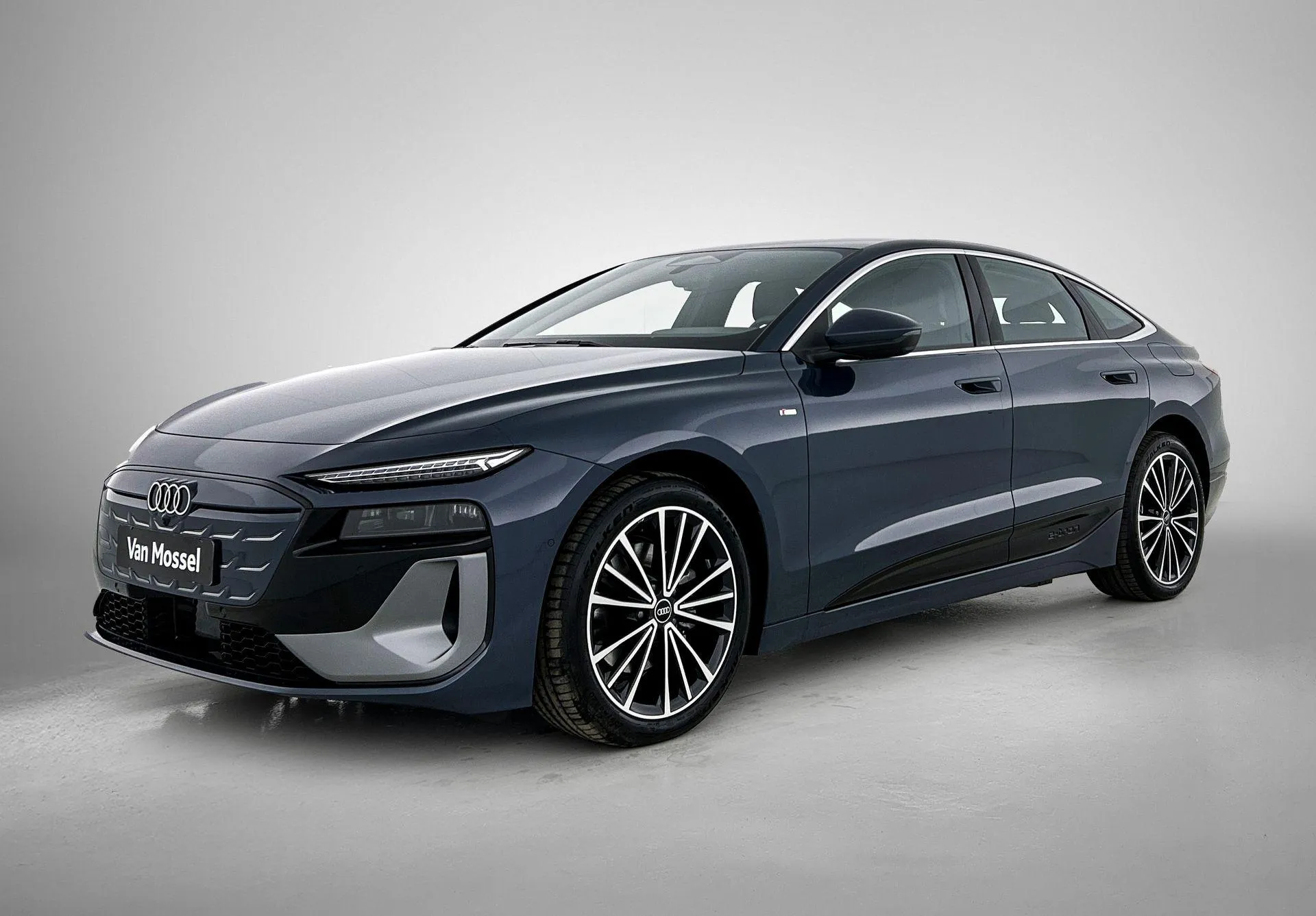 Audi A6 Sportback e-tron — foto 1