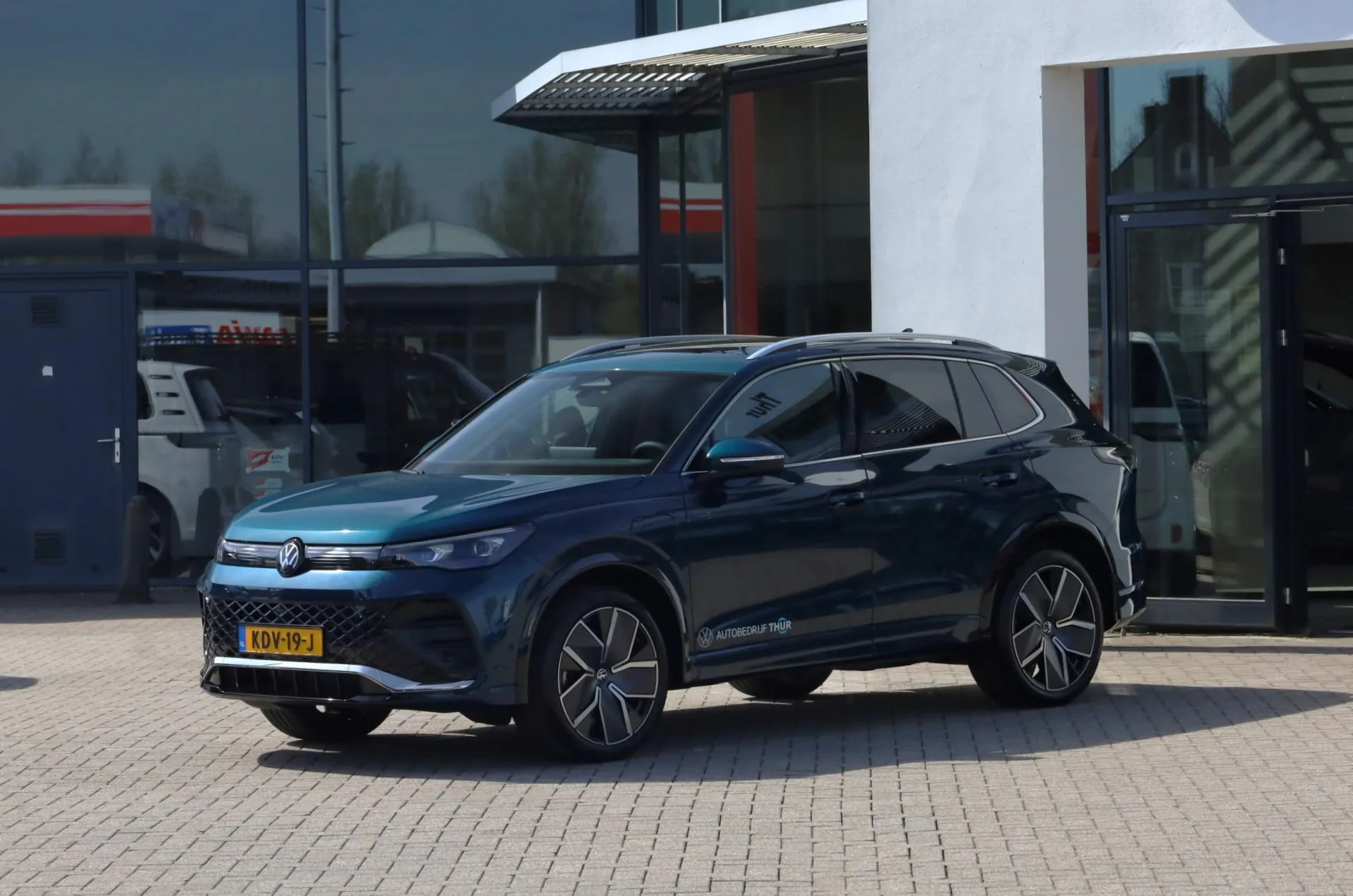 Volkswagen Tiguan — foto 1