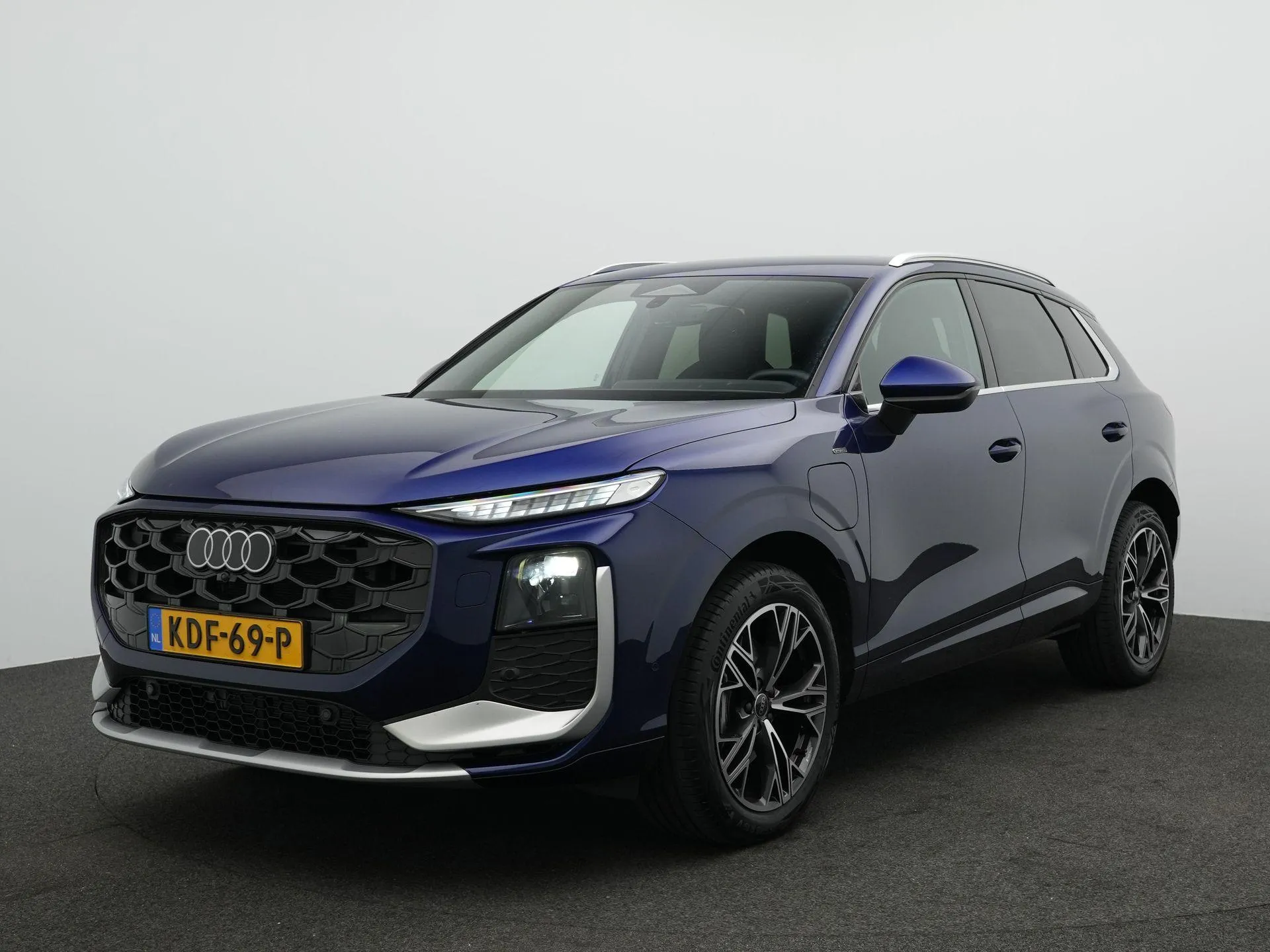 Audi Q3 — foto 1