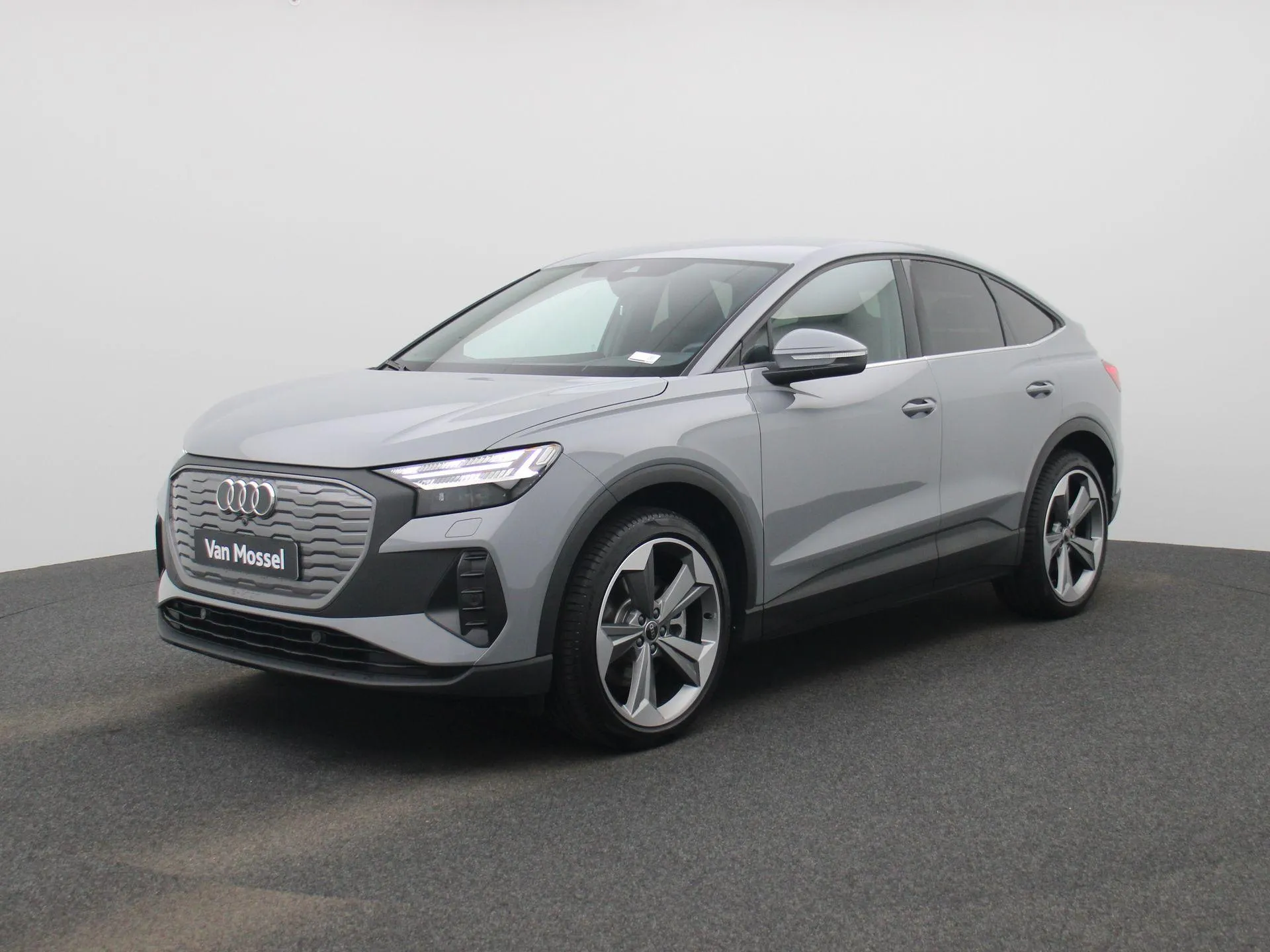 Audi Q4 Sportback e-tron — foto 1