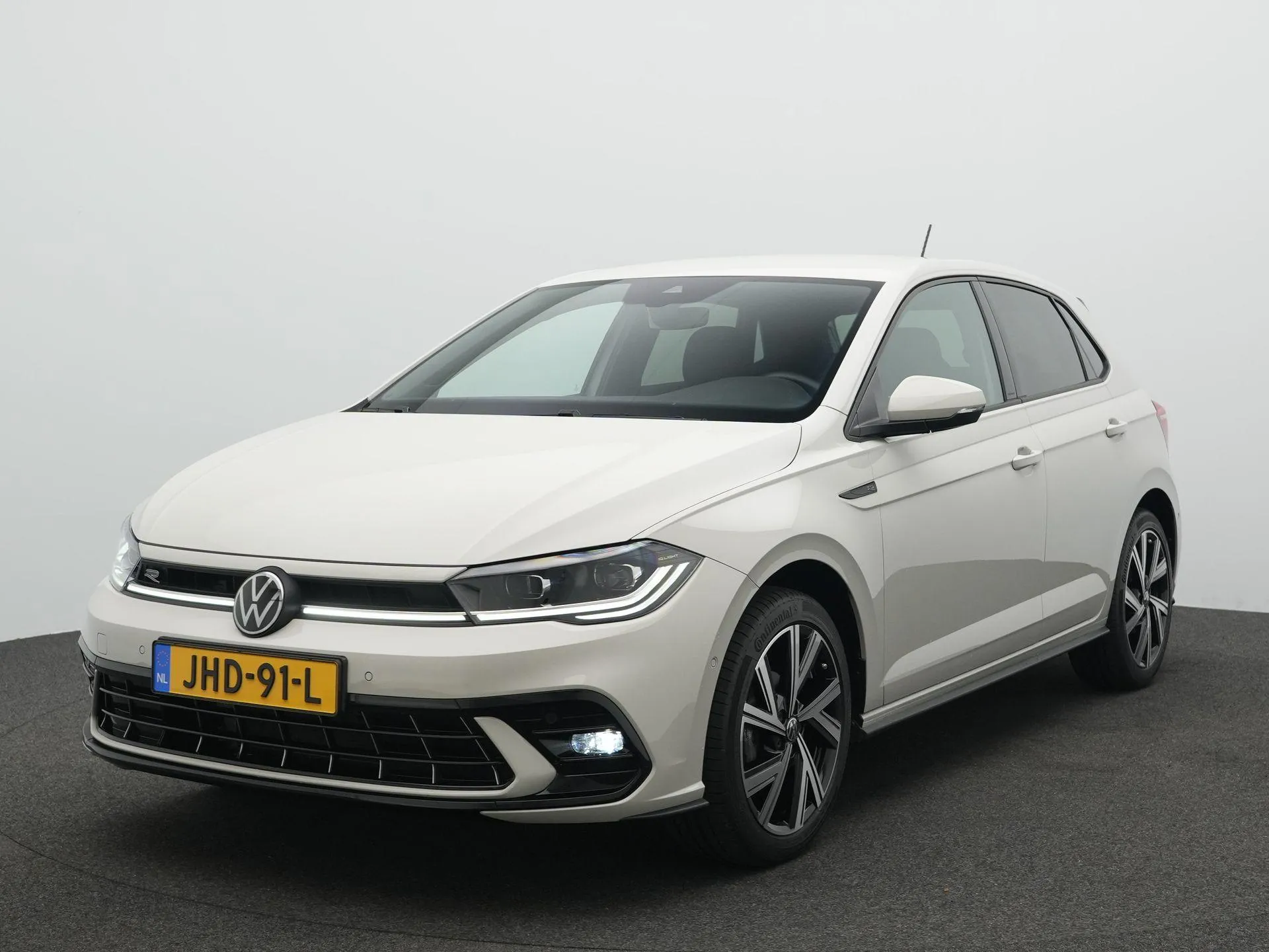Volkswagen Polo — foto 1