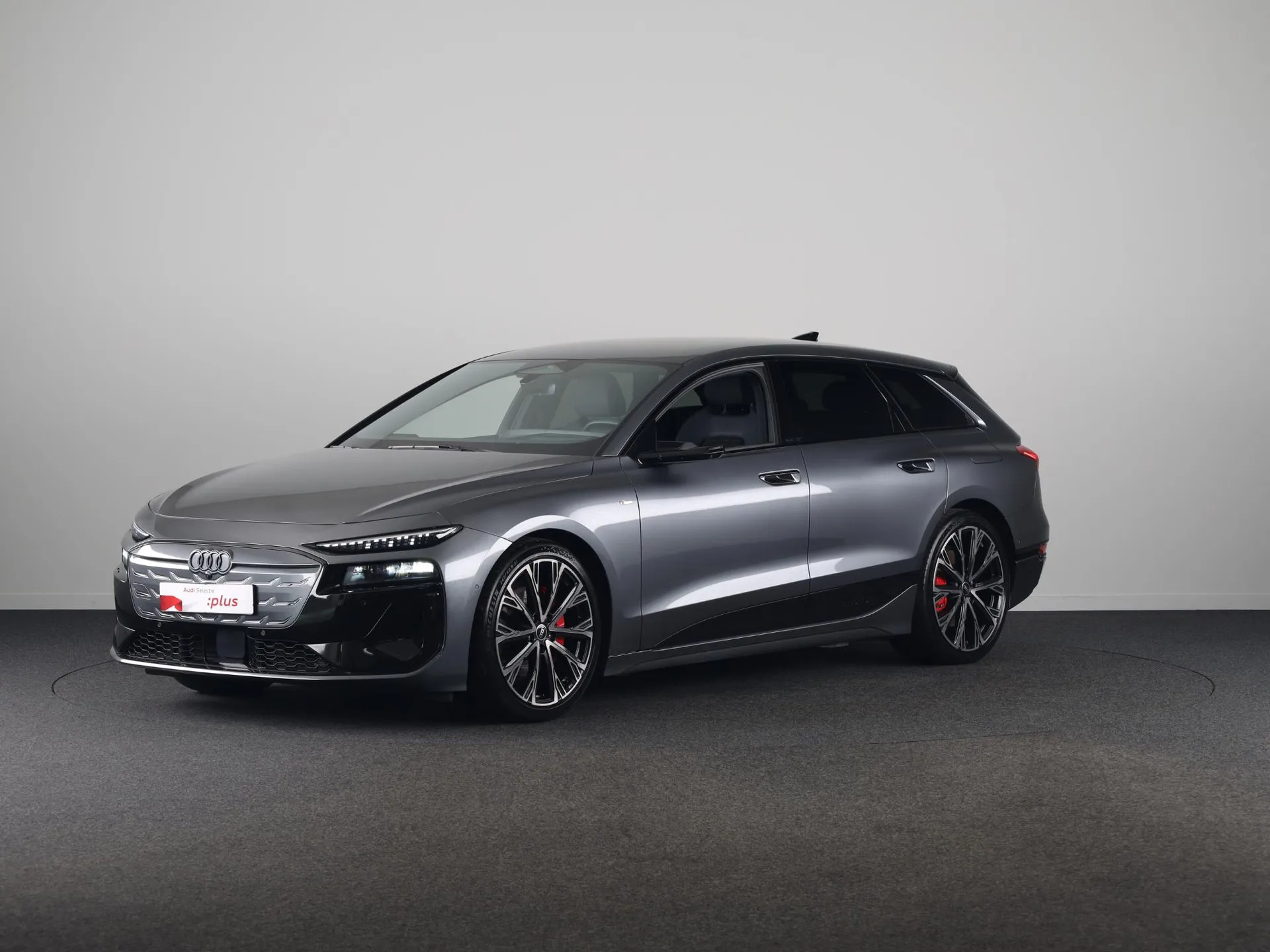 Audi A6 Avant e-tron — foto 1