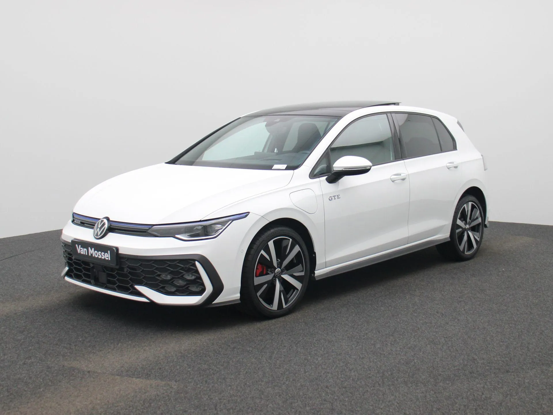 Volkswagen Golf — foto 1