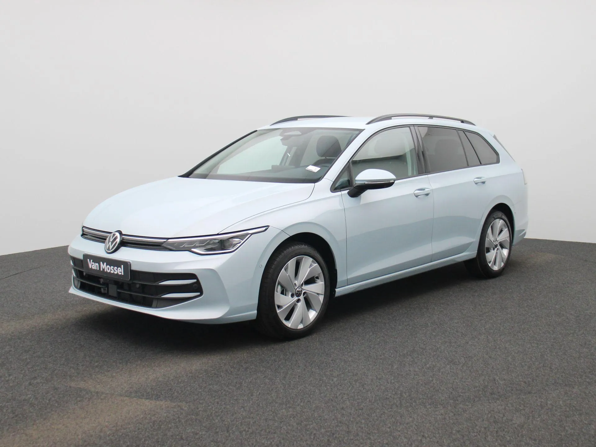 Volkswagen Golf — foto 1