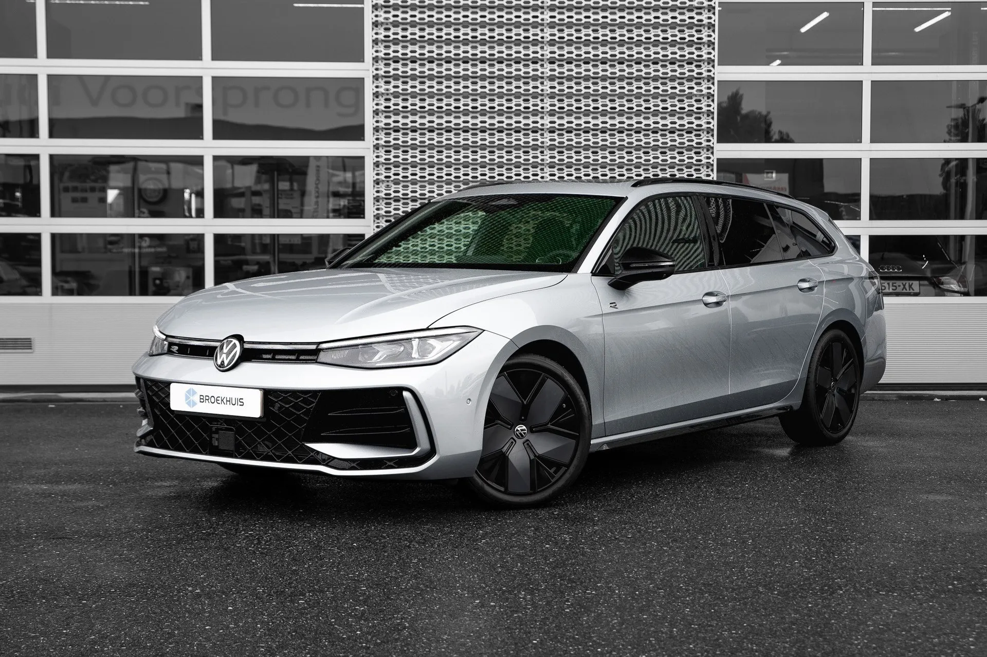 Volkswagen Passat — foto 1