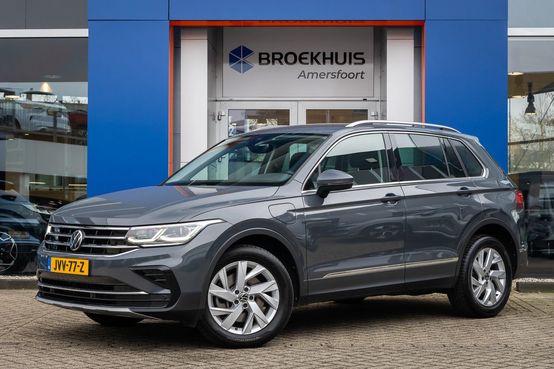 Volkswagen Tiguan — foto 1