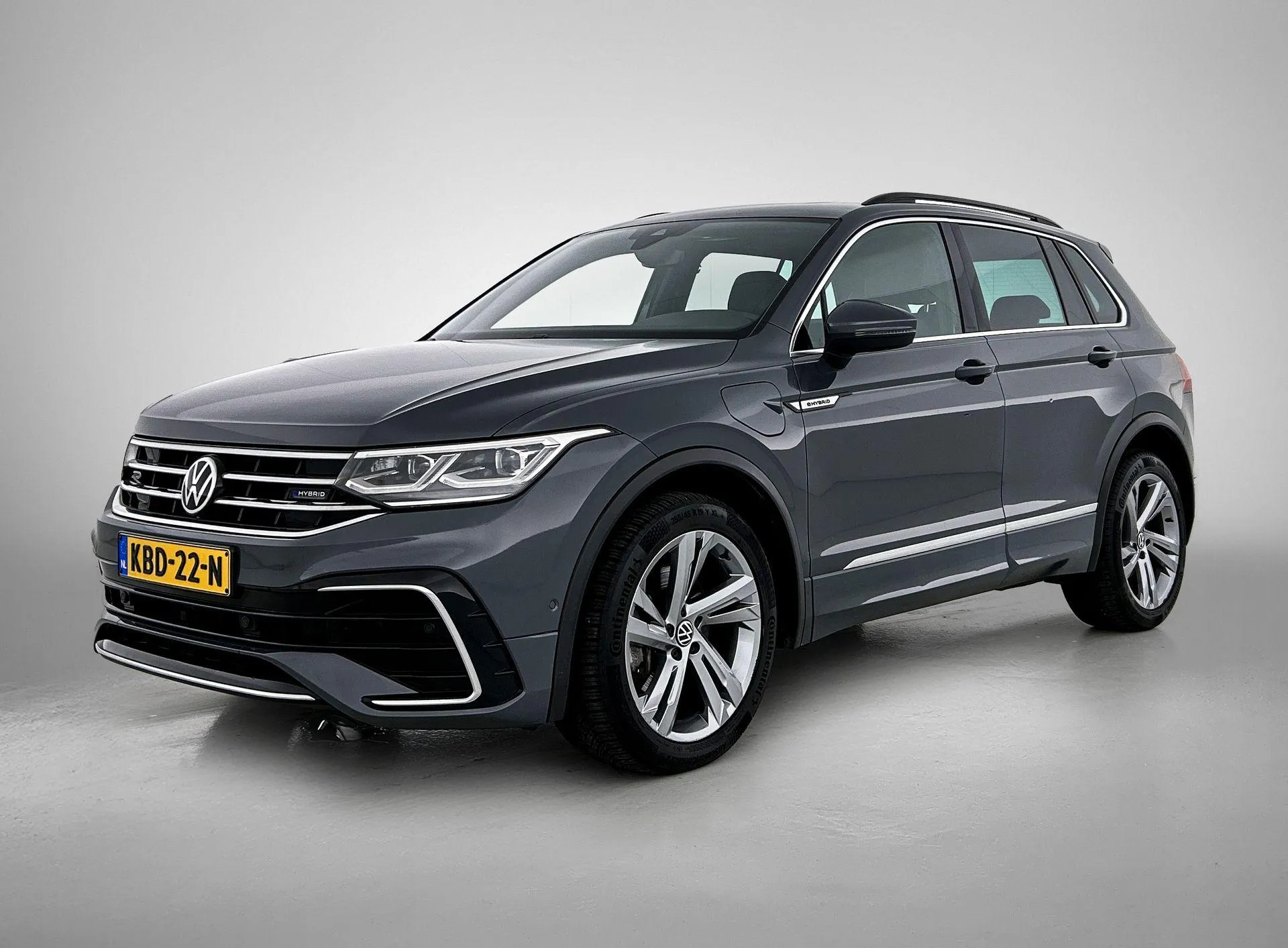 Volkswagen Tiguan — foto 1