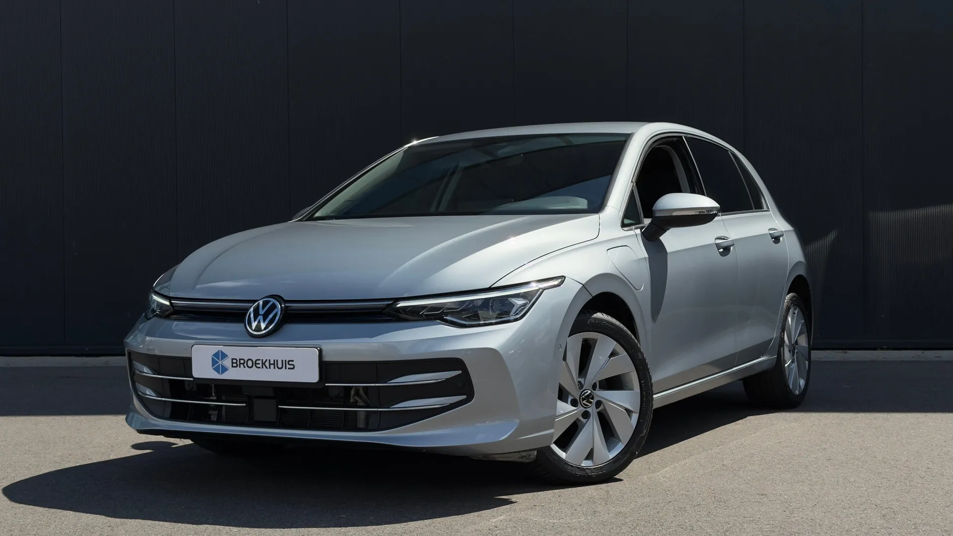 Volkswagen Golf — foto 1