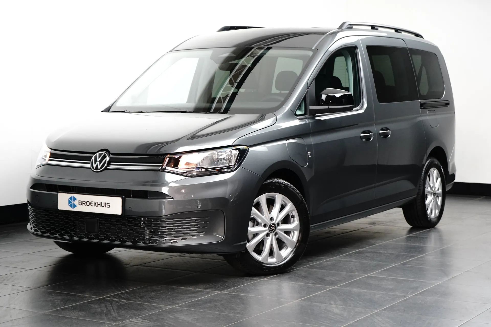 Volkswagen Caddy — foto 1