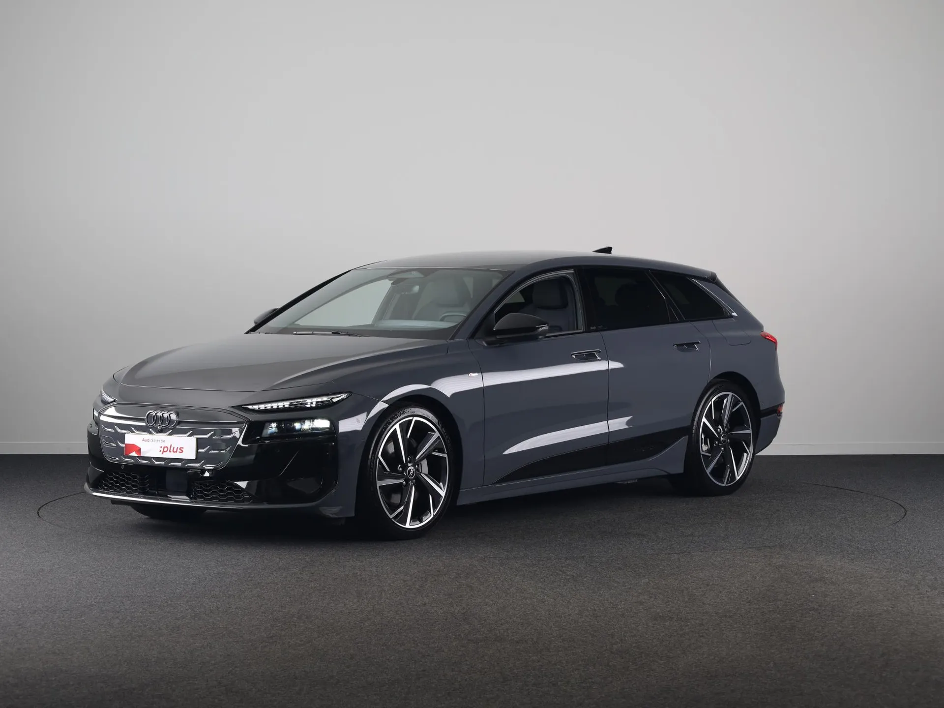 Audi A6 Avant e-tron — foto 1