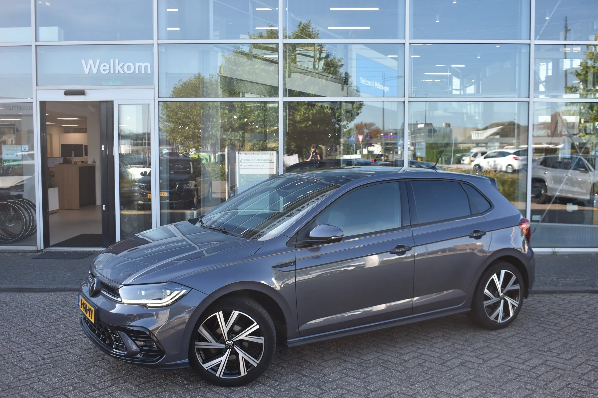 Volkswagen Polo — foto 1