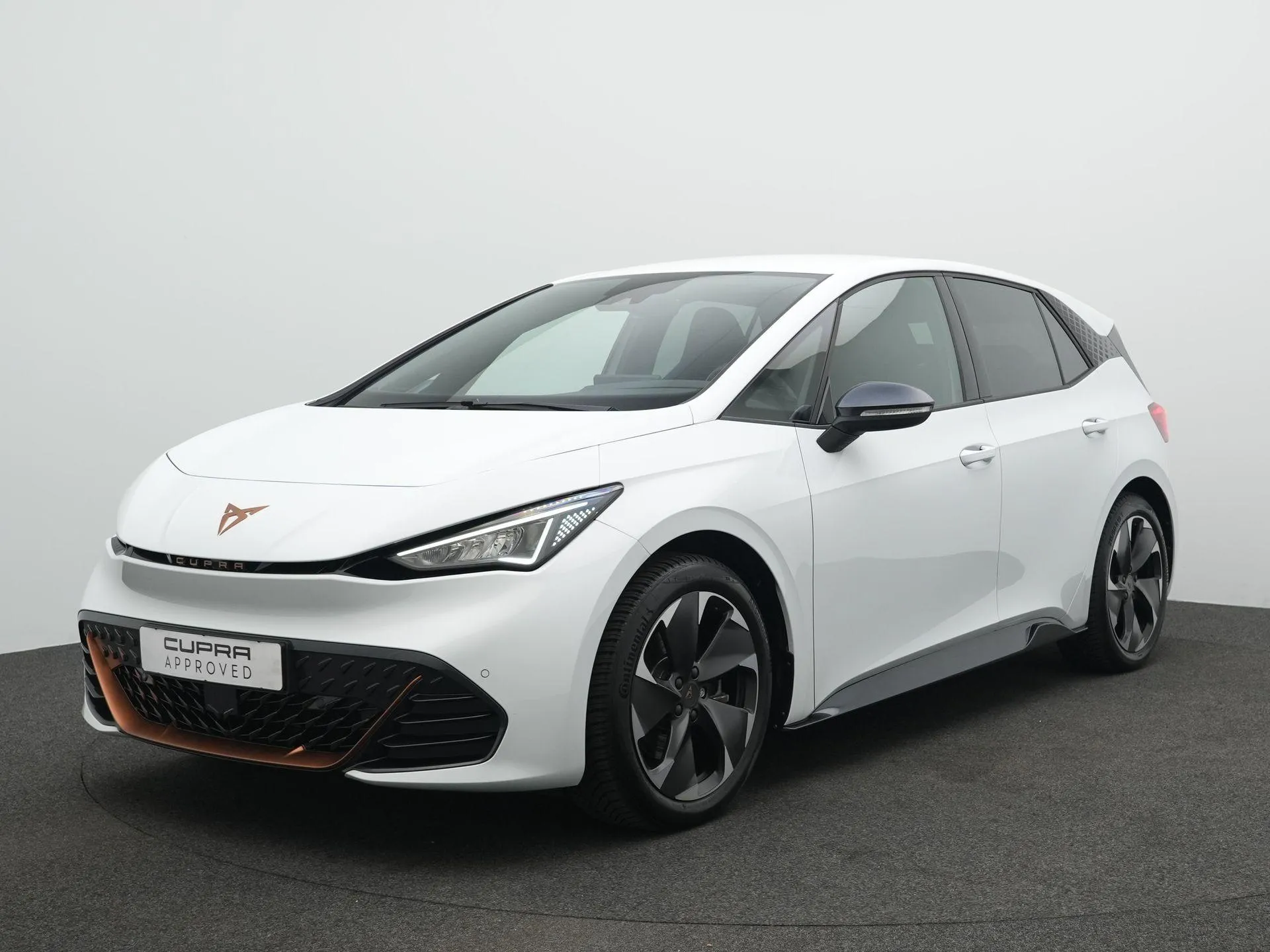 Cupra Born — foto 1