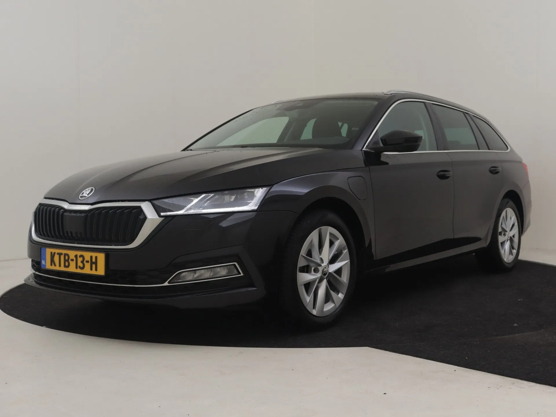Škoda Octavia — foto 1