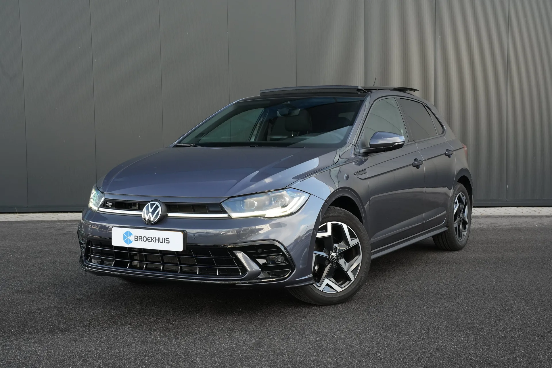 Volkswagen Polo — foto 1