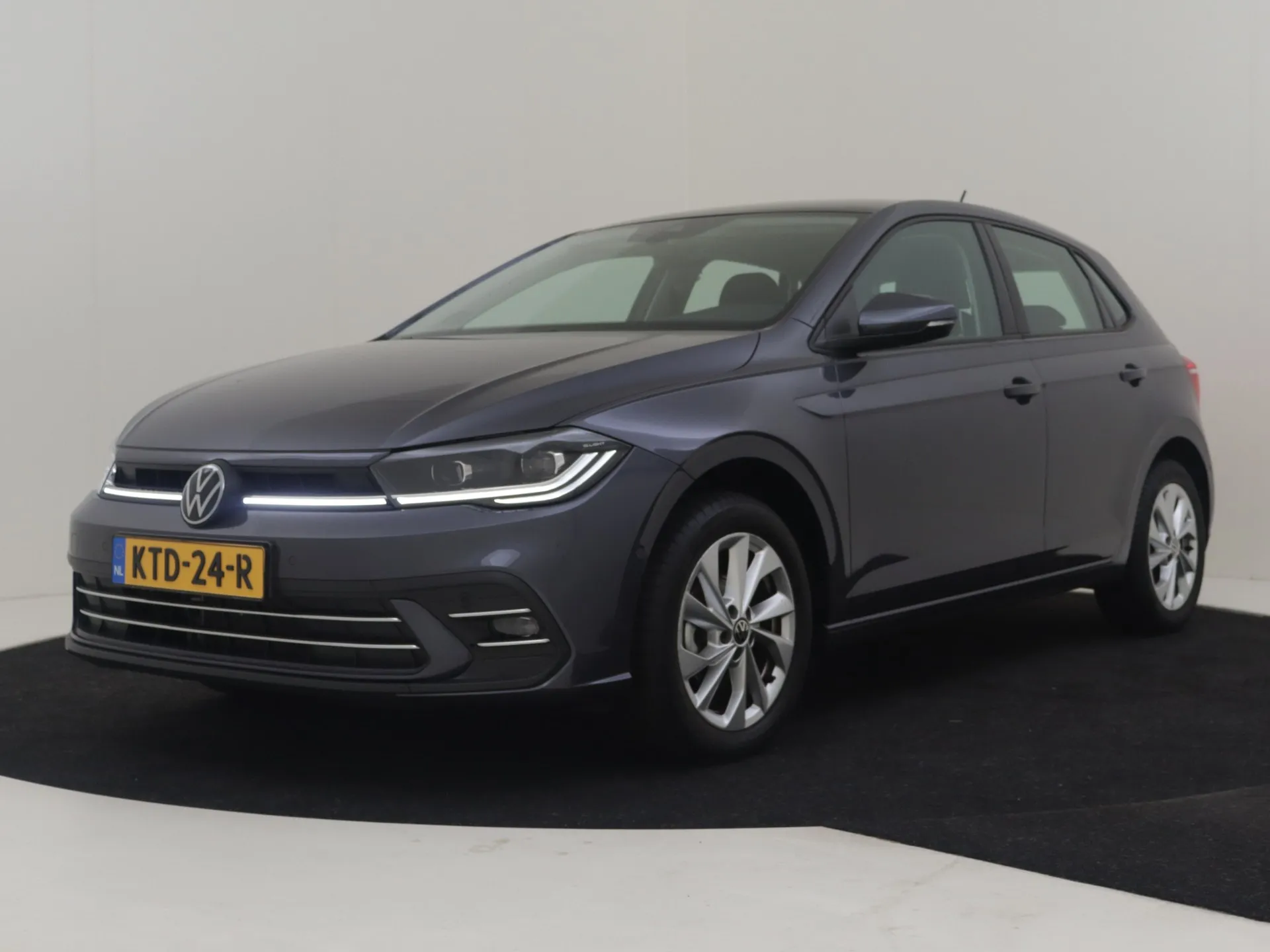 Volkswagen Polo — foto 1