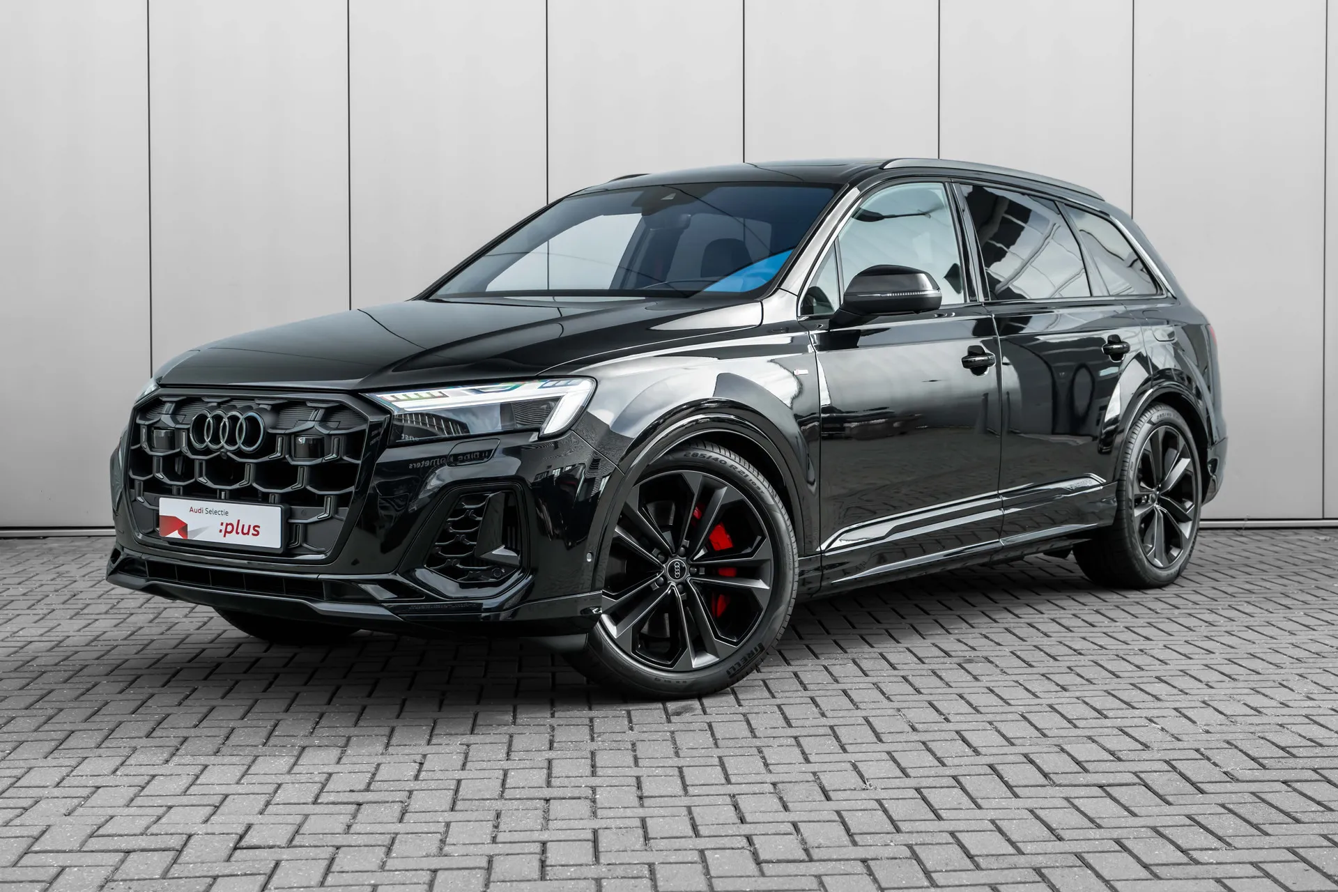 Audi Q7 — foto 1