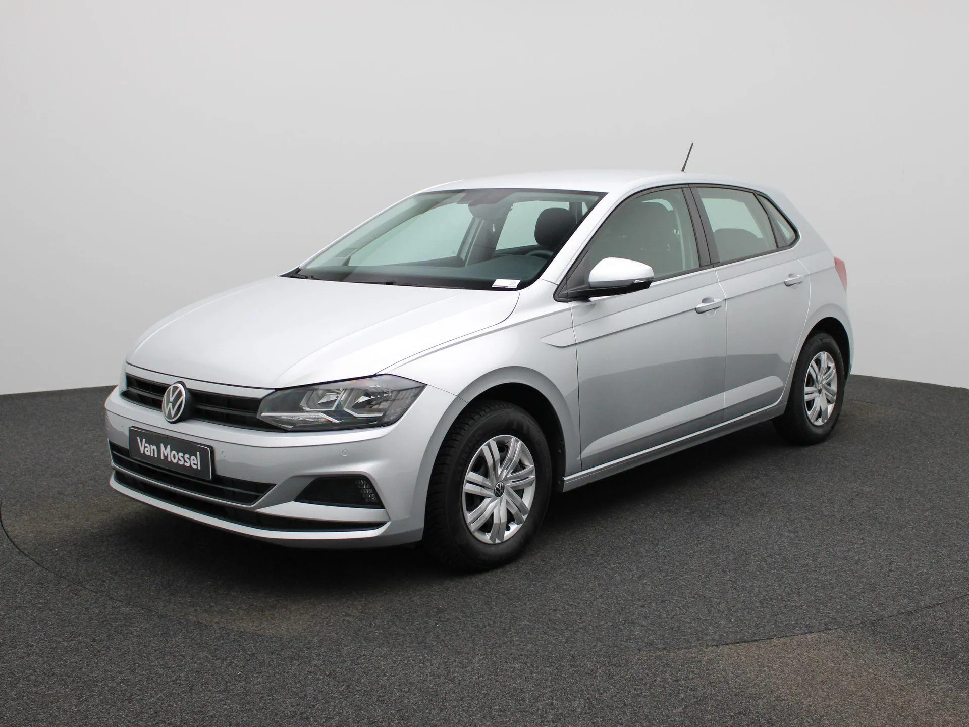 Volkswagen Polo — foto 1