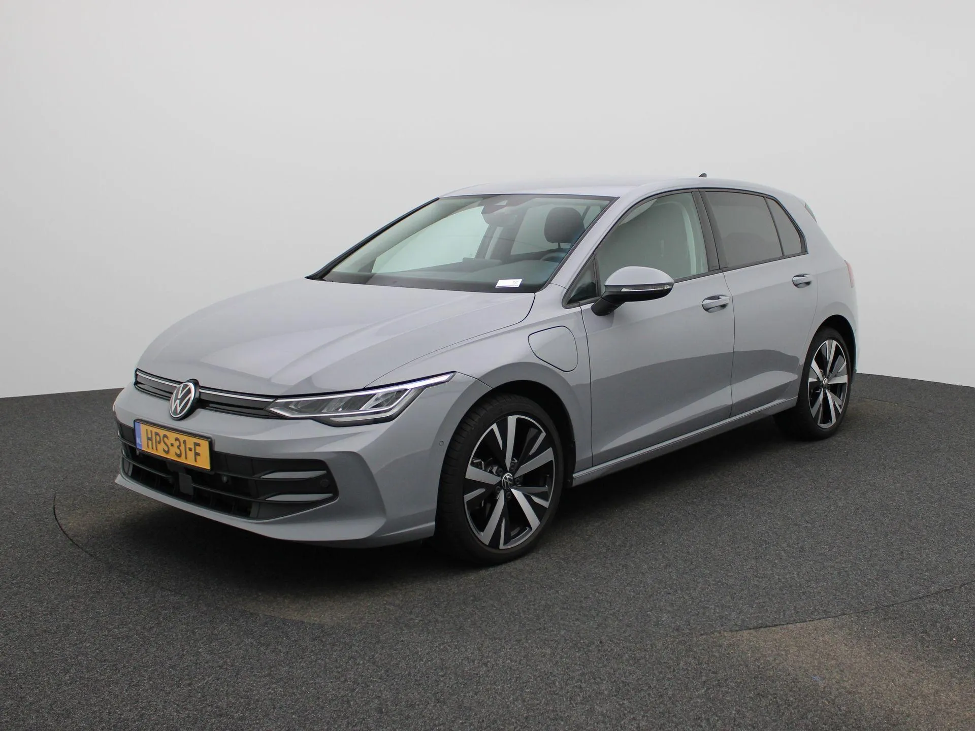Volkswagen Golf — foto 1