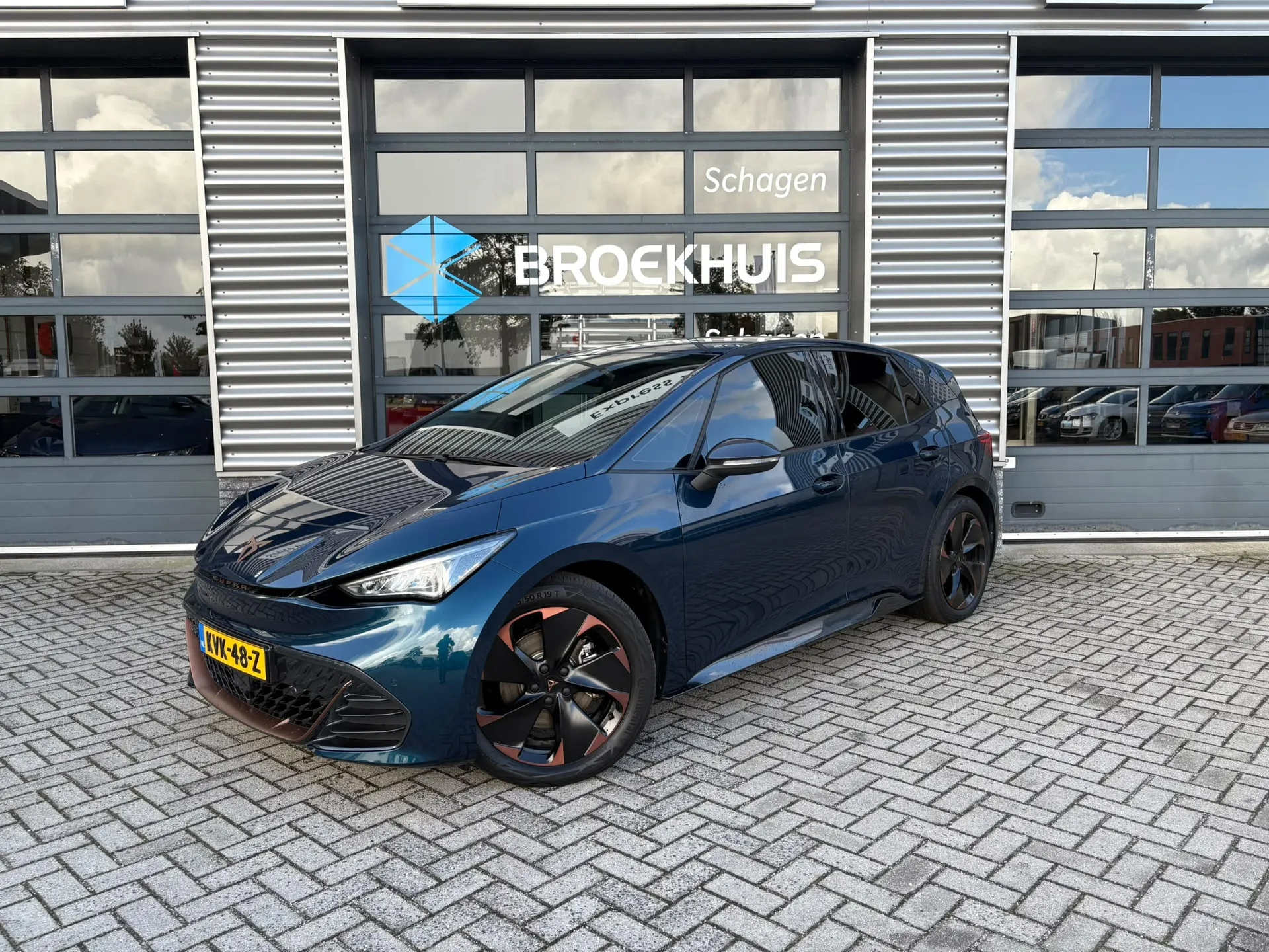 Cupra Born — foto 1