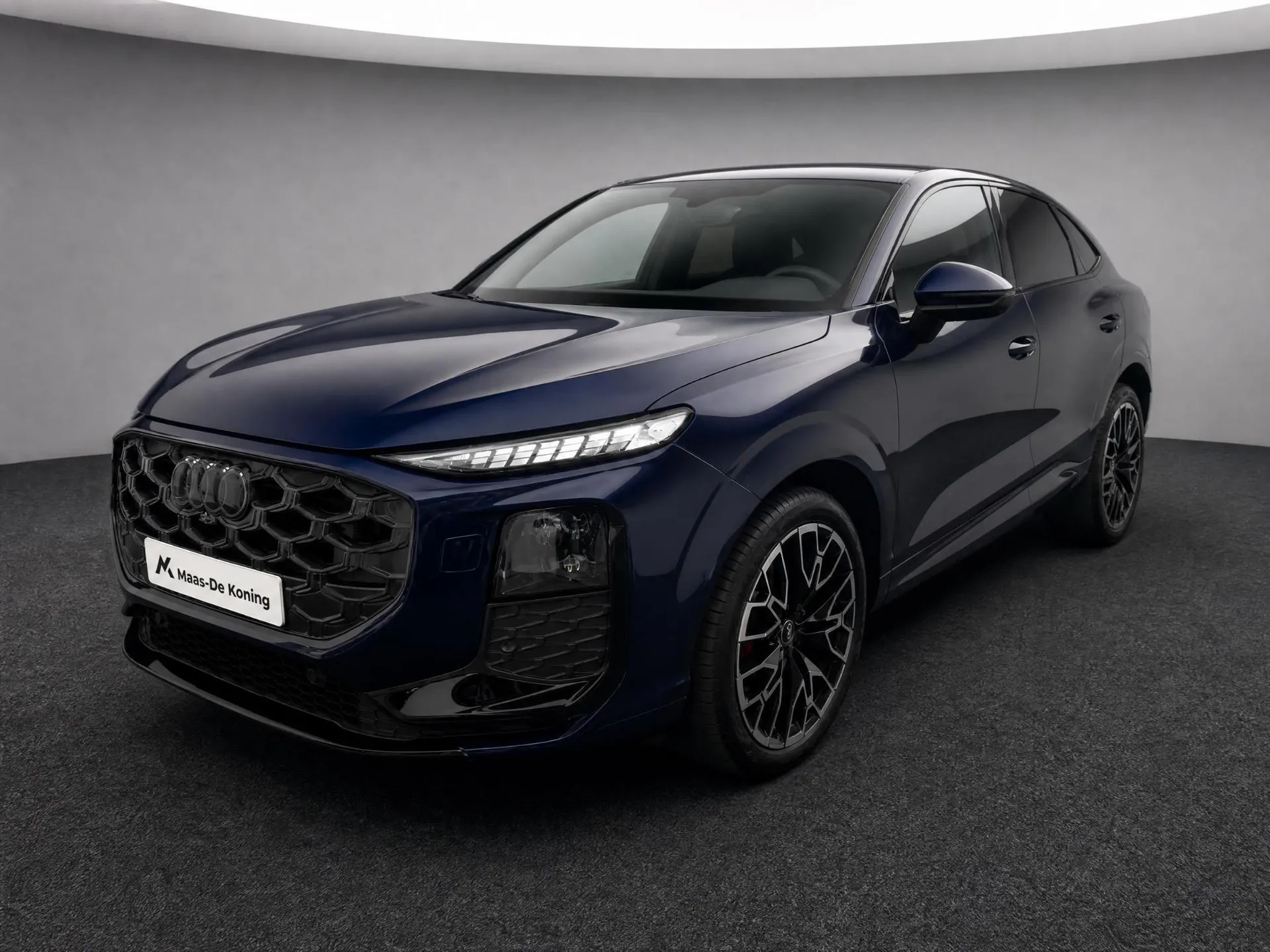 Audi Q3 — foto 1