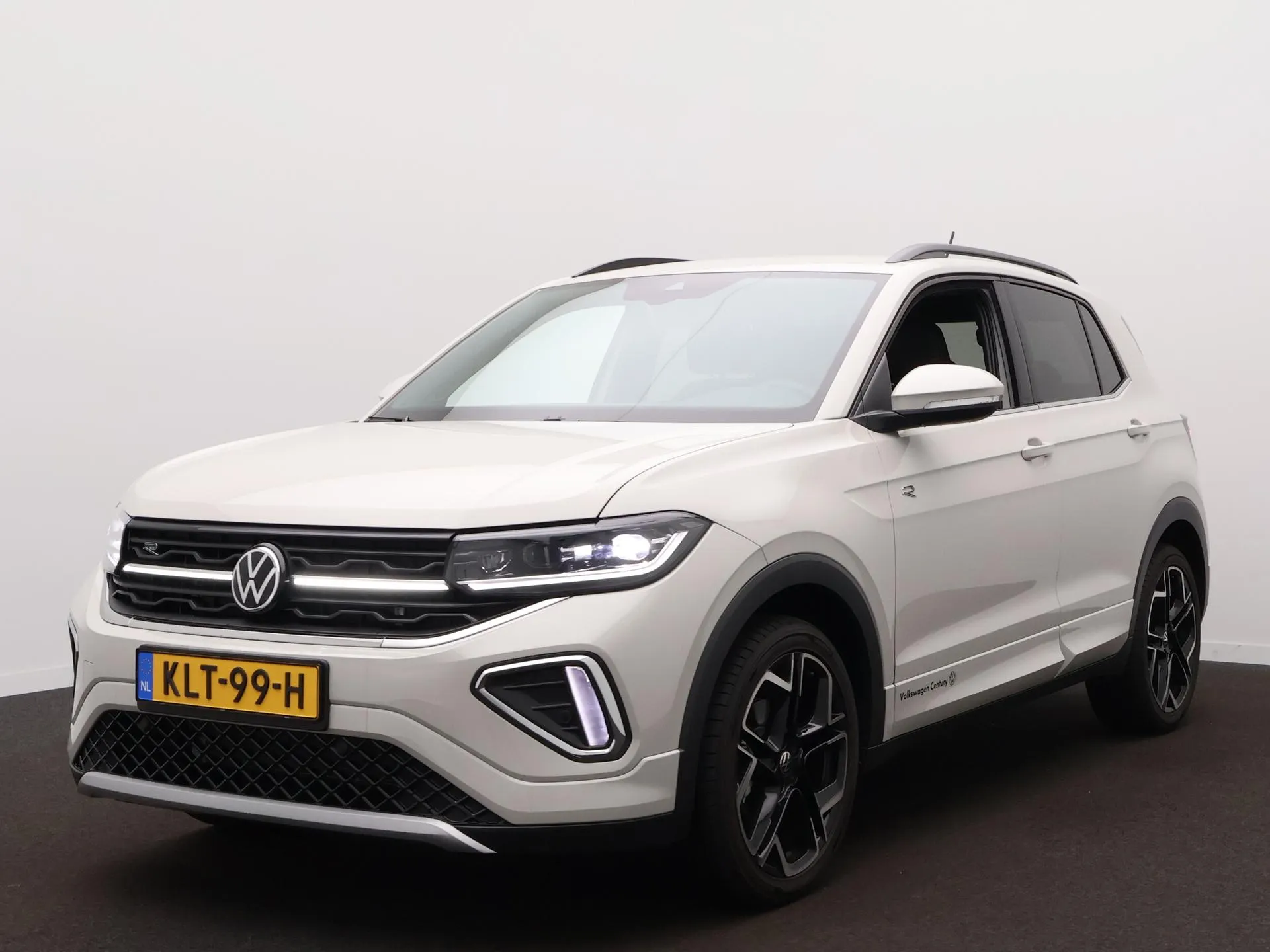 Volkswagen T-Cross — foto 1
