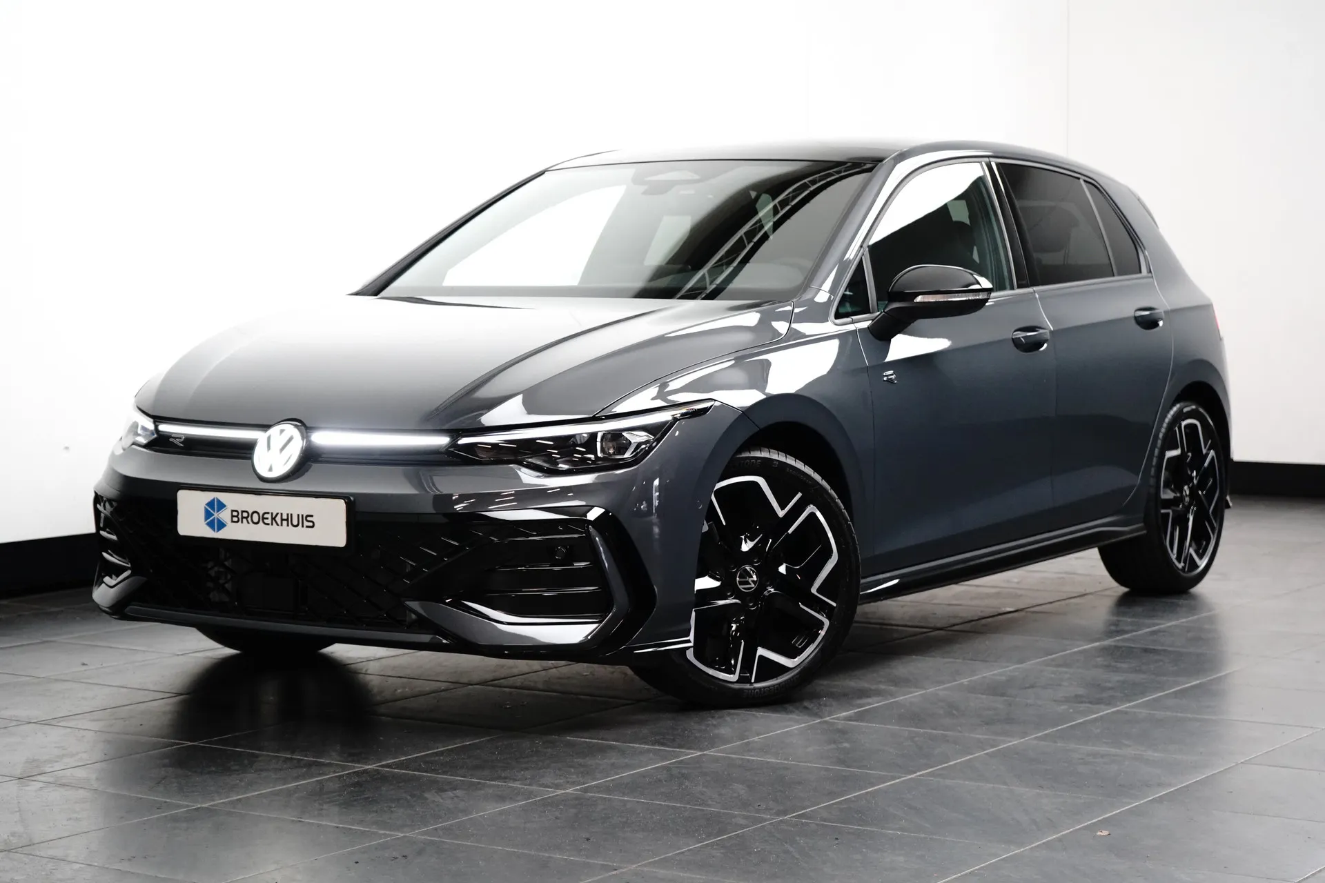 Volkswagen Golf — foto 1