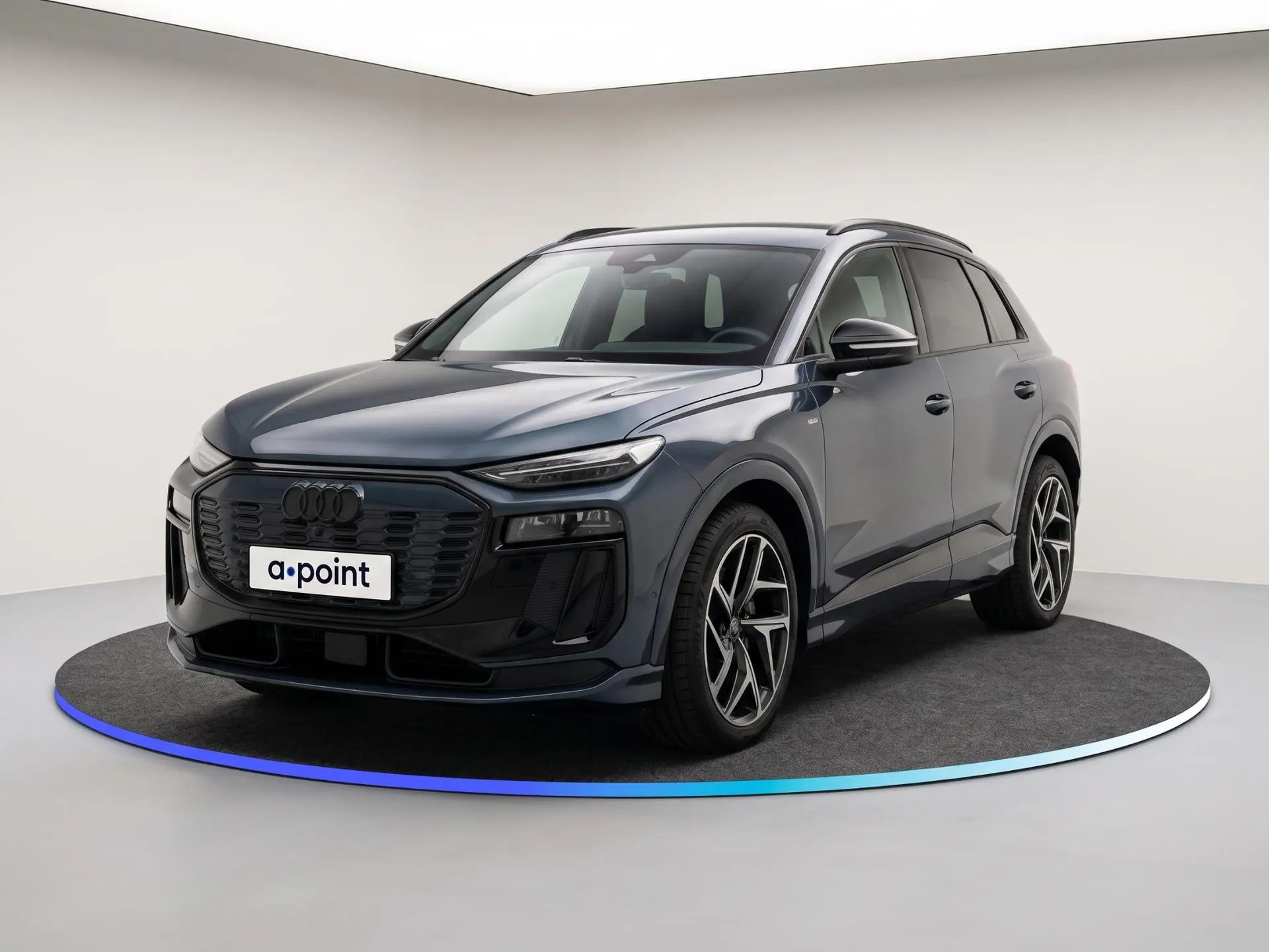 Audi Q6 e-tron — foto 1