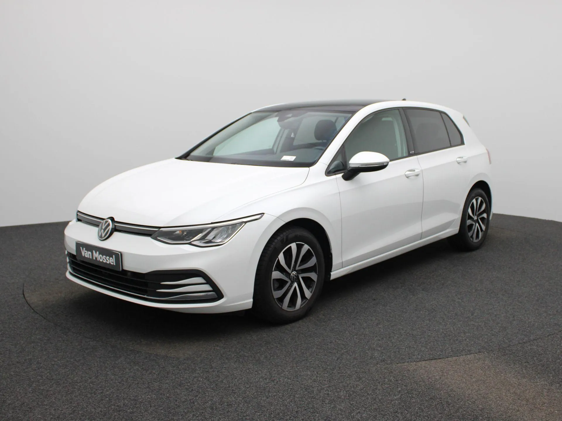 Volkswagen Golf — foto 1