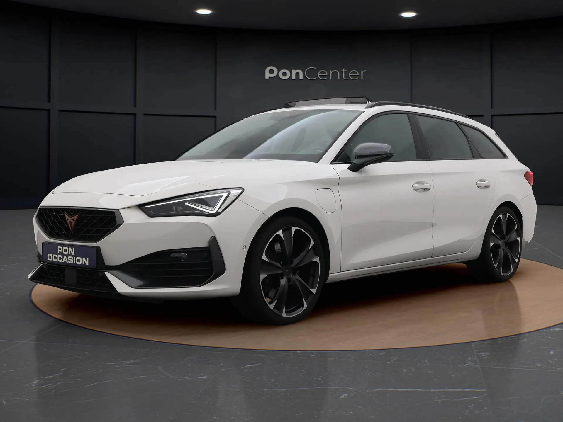 Cupra Leon Sportstourer — foto 1