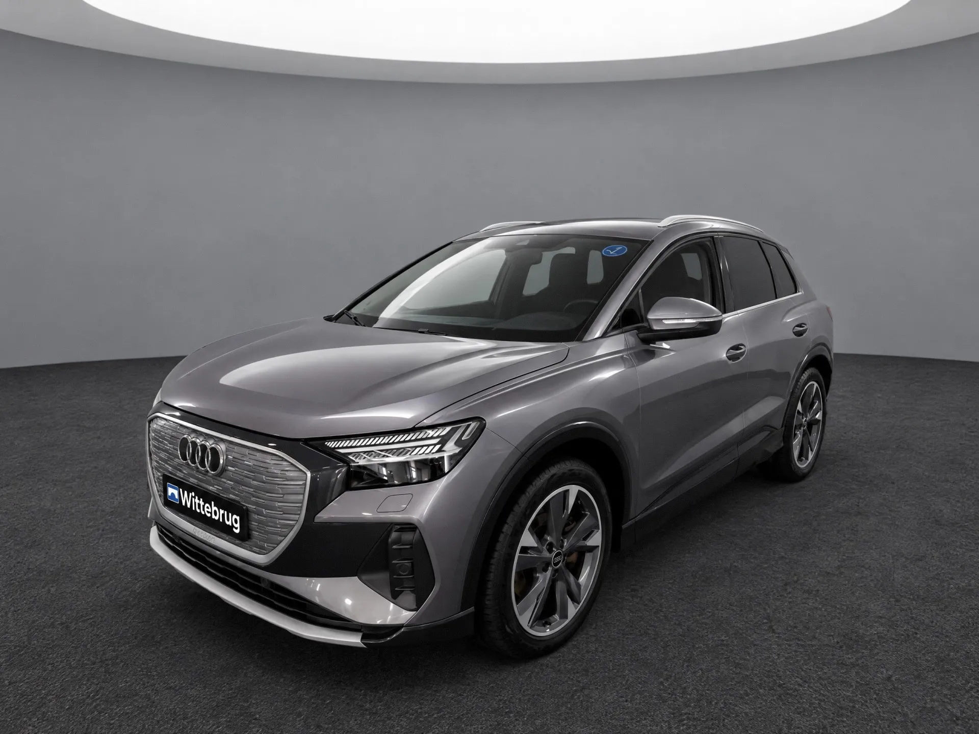 Audi Q4 e-tron — foto 1