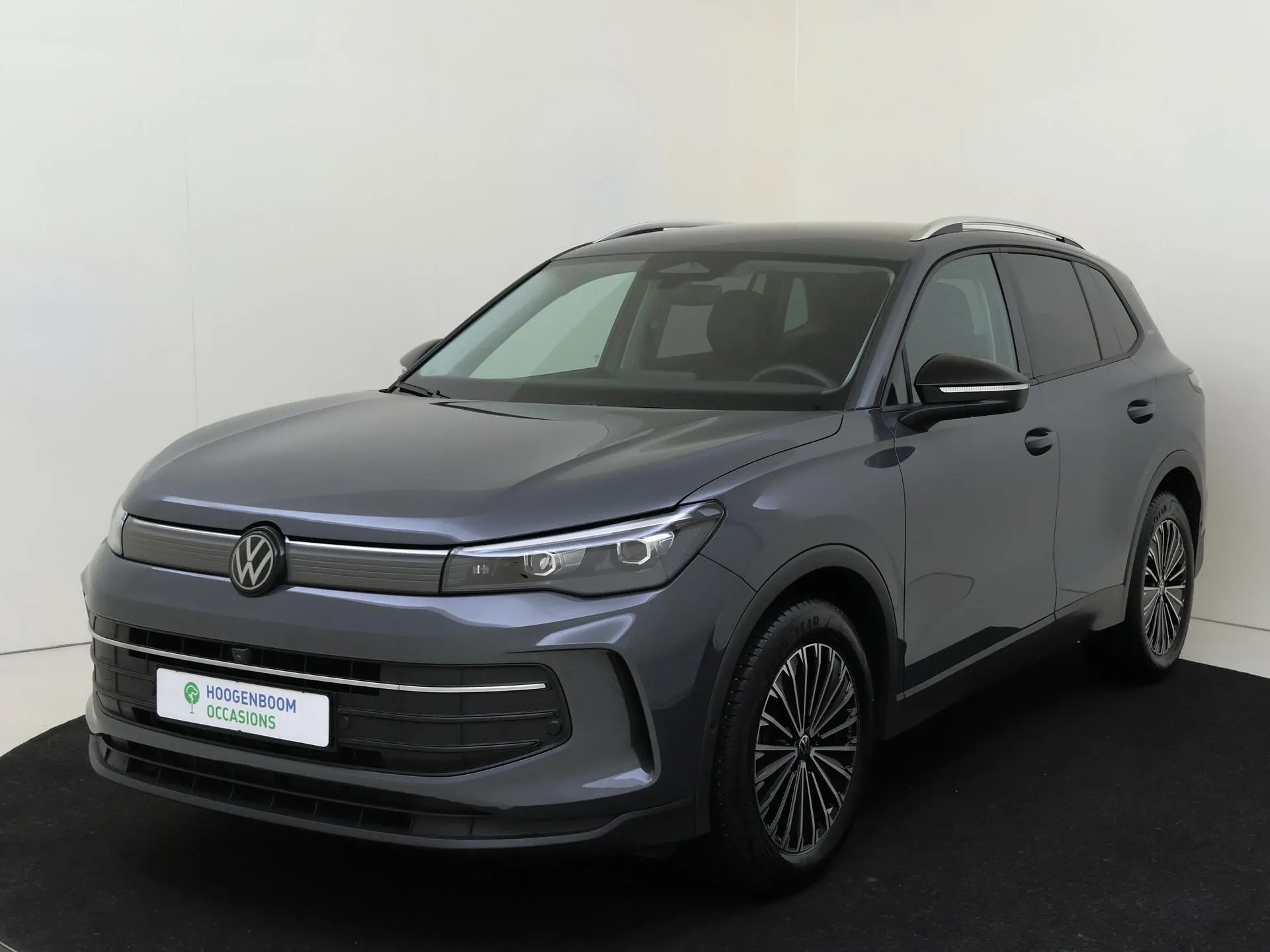 Volkswagen Tiguan — foto 1