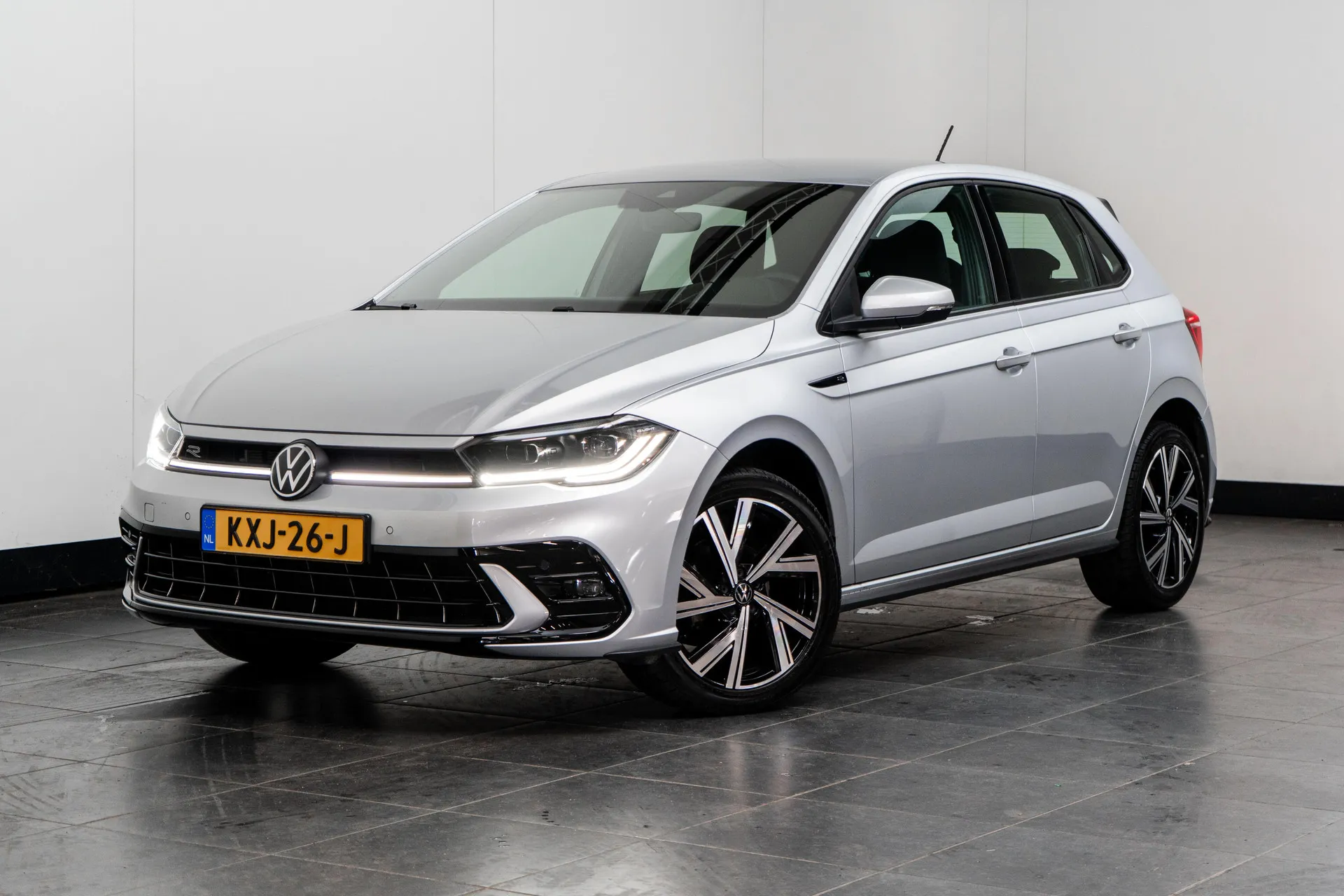 Volkswagen Polo — foto 1