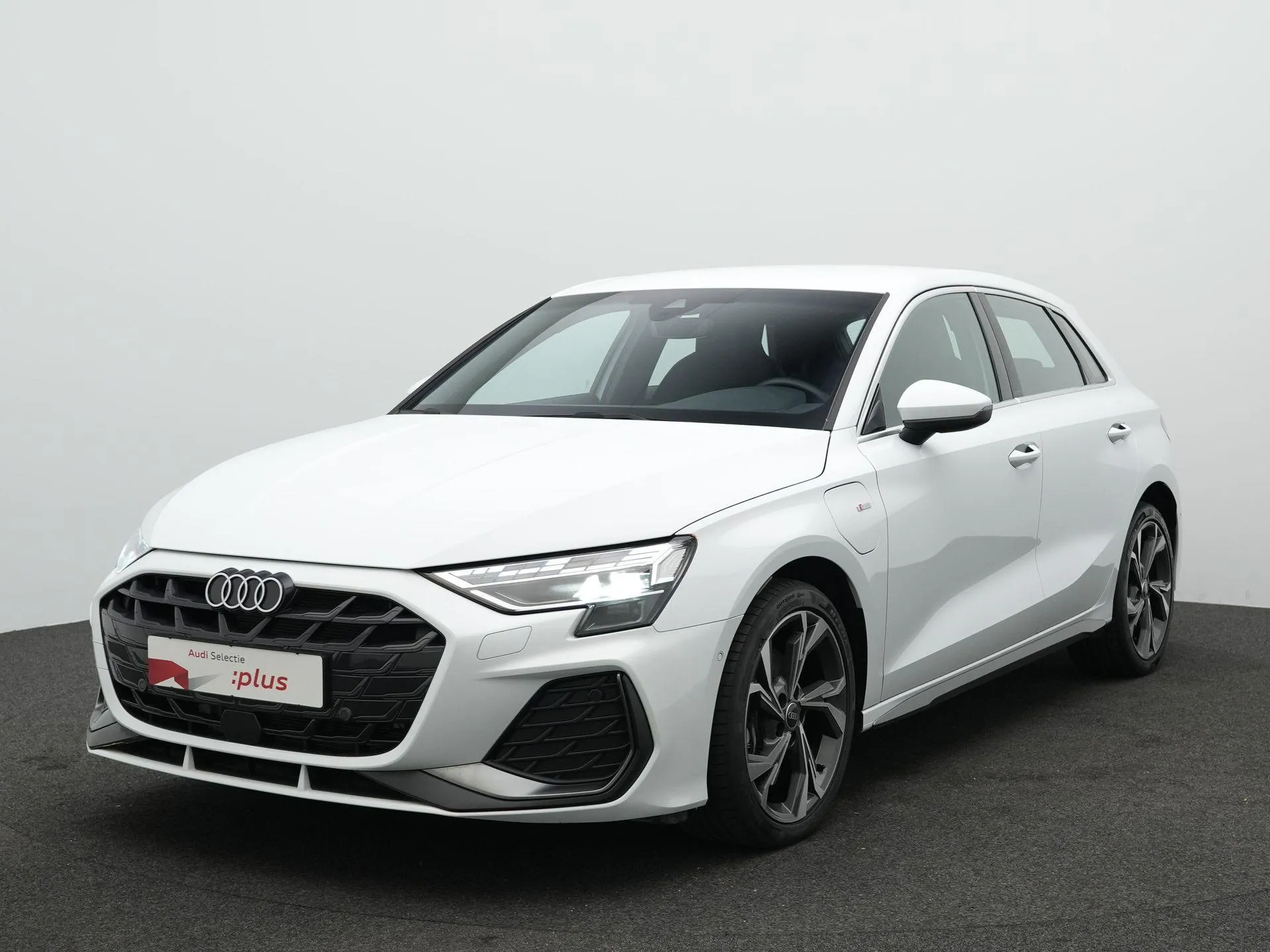 Audi A3 — foto 1