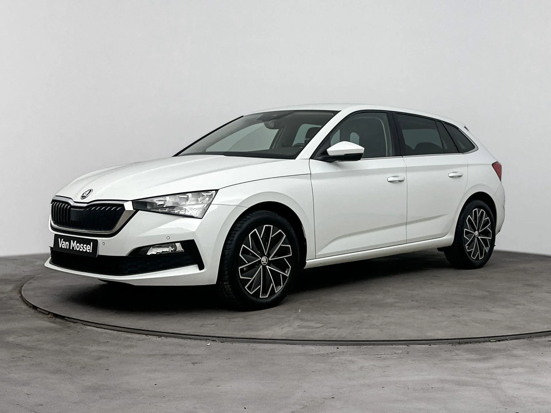 Škoda Scala — foto 1