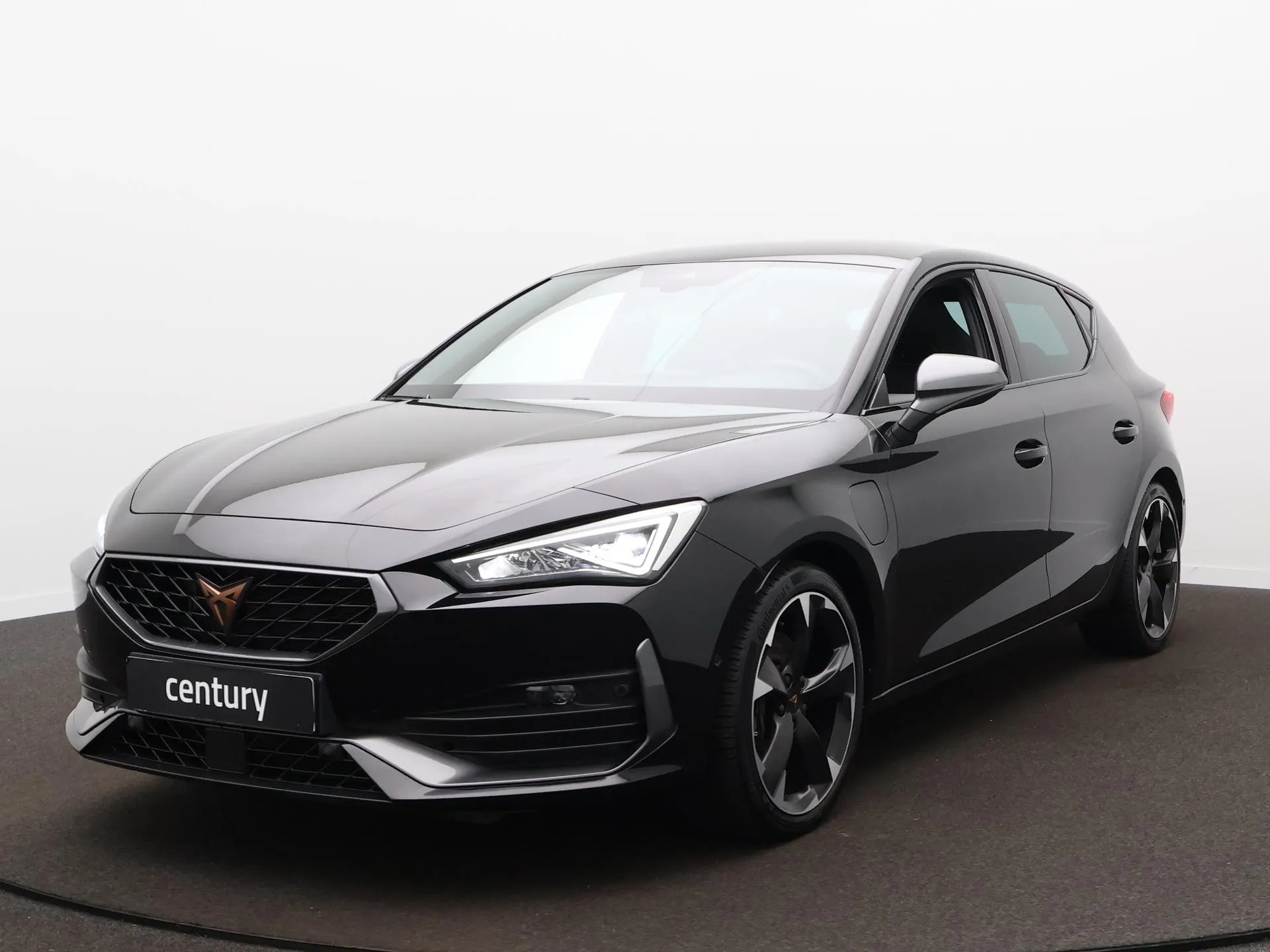 Cupra Leon — foto 1